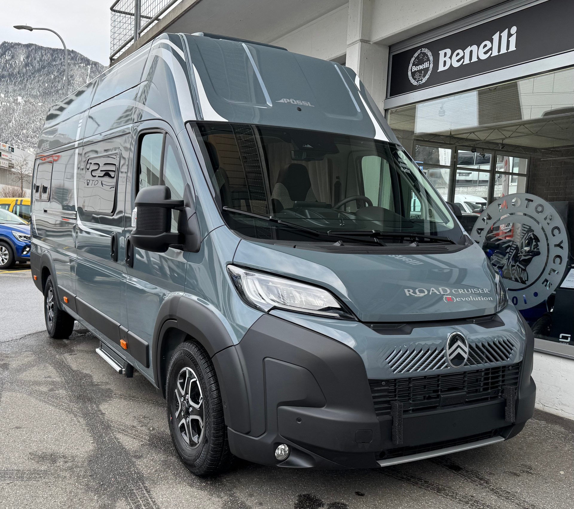 PÖSSL Roadcruiser Revolution *Hubbett*