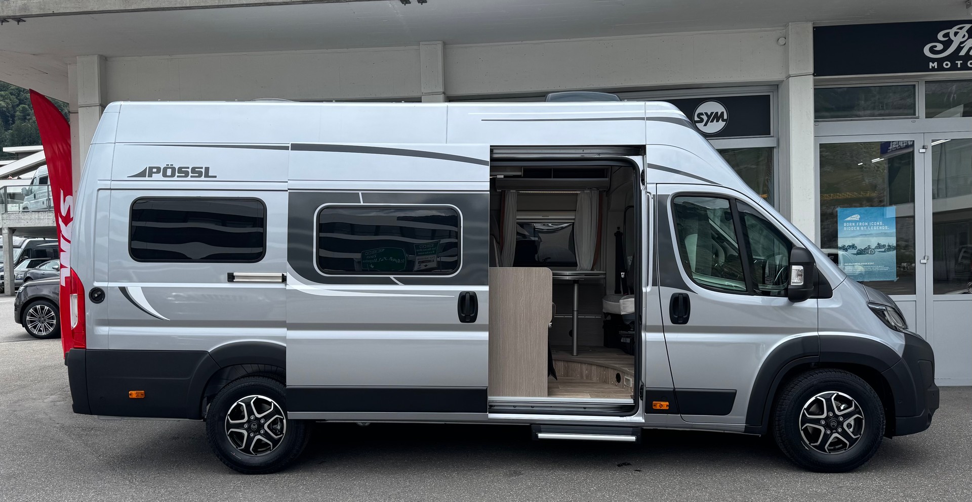 PÖSSL Roadcruiser Revolution *Hubbett*-showroom-element-2