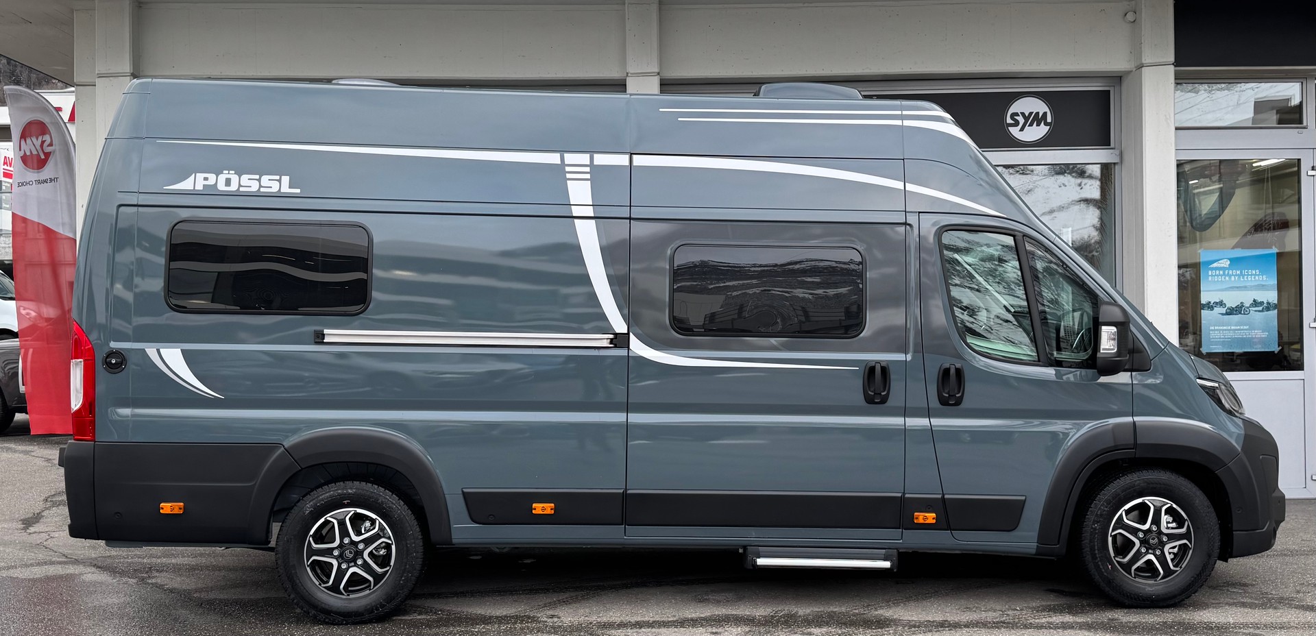 PÖSSL Roadcruiser Revolution *Hubbett*-showroom-element-1