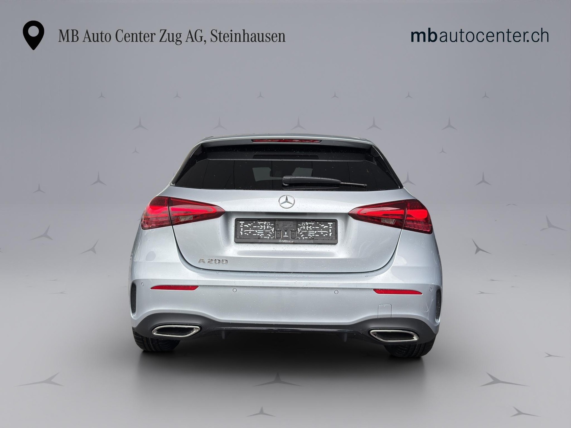 MERCEDES-BENZ A 200 Night Star AMG Line-image-3