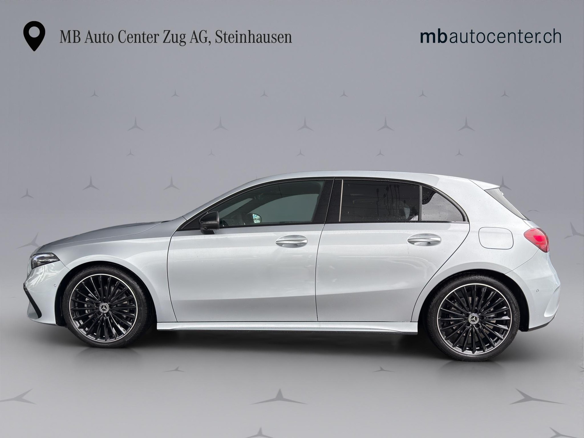 MERCEDES-BENZ A 200 Night Star AMG Line-image-1