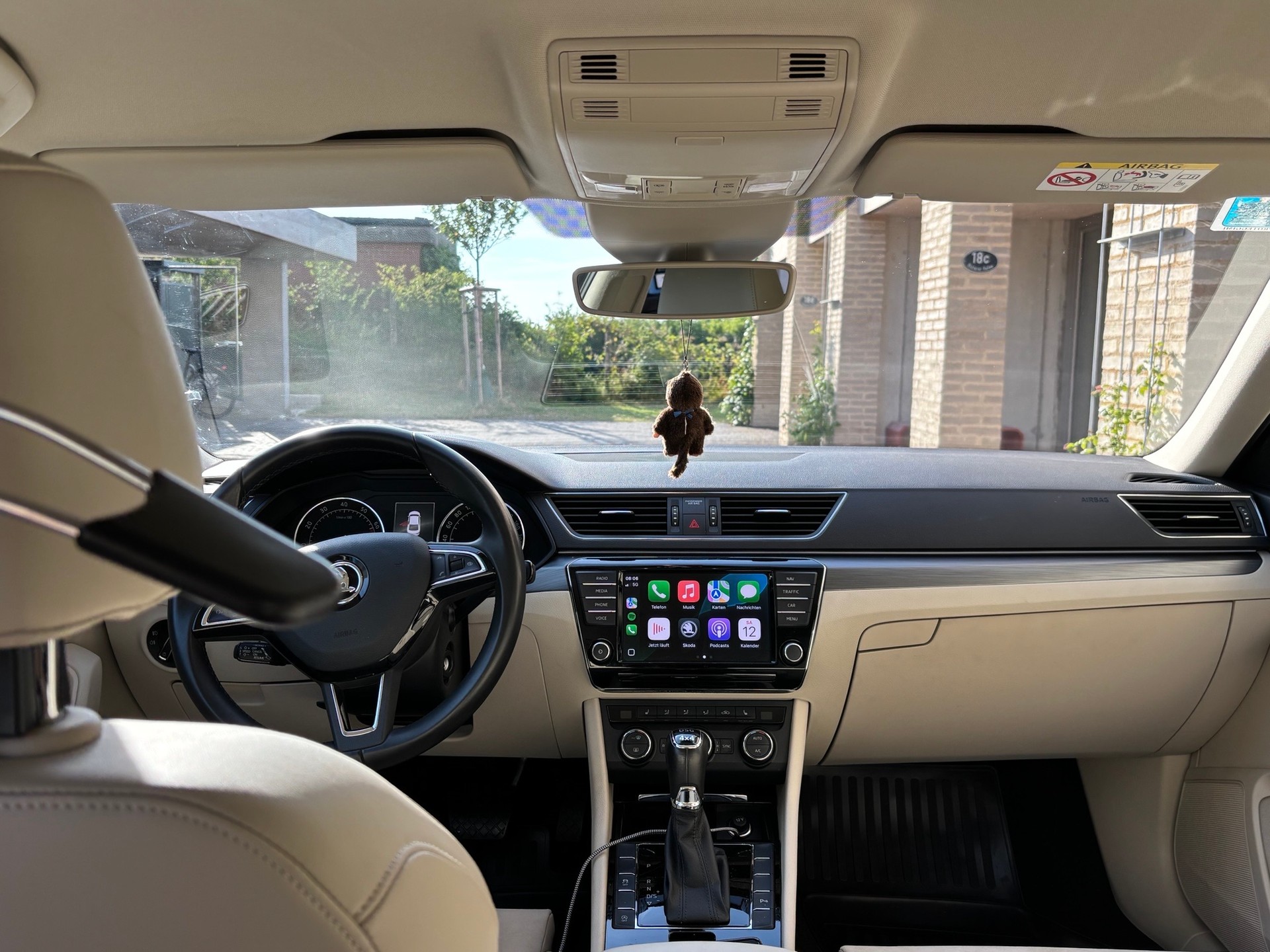 SKODA Superb 2.0 TSI Style 4x4 DSG-image-2