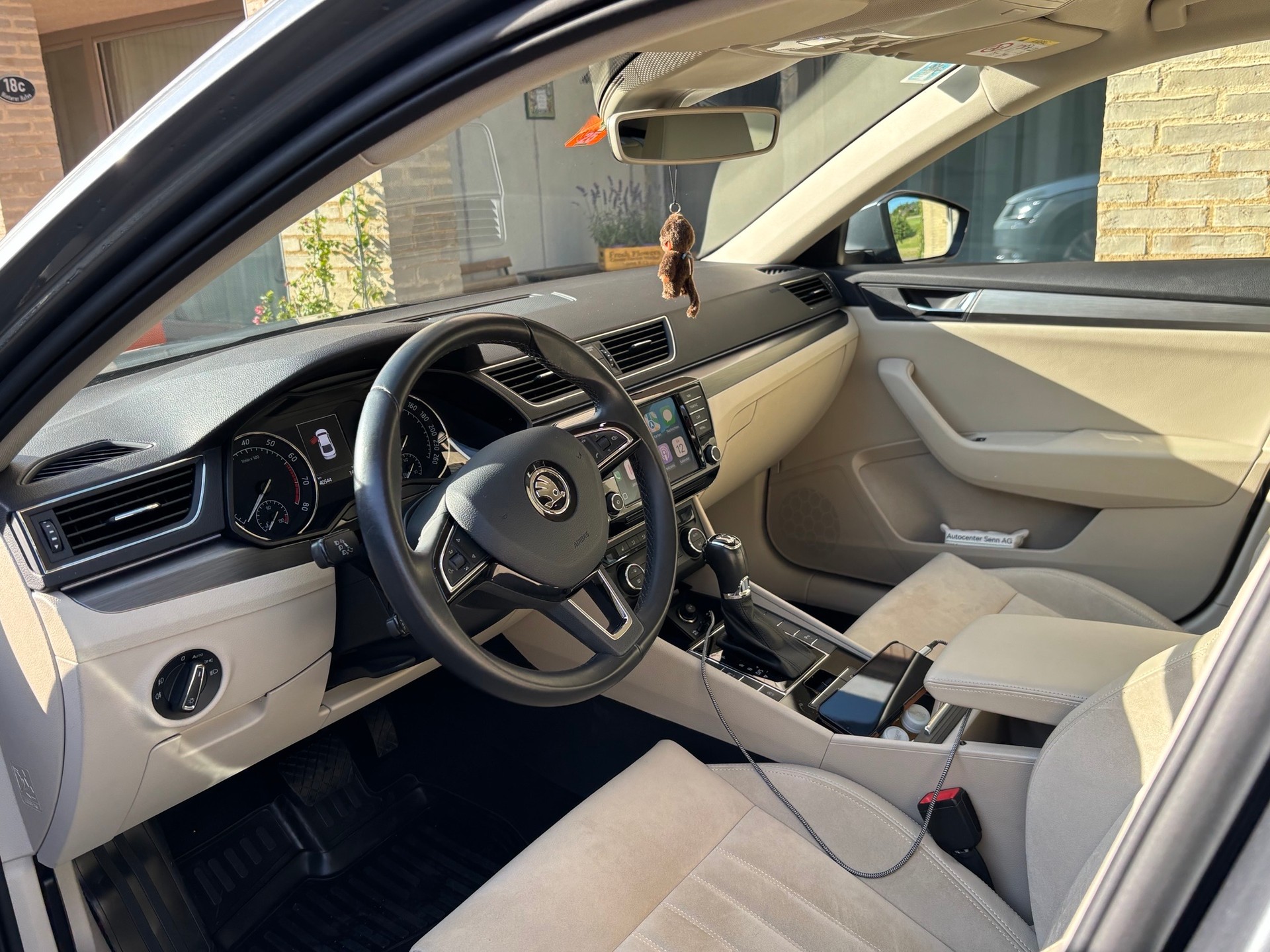 SKODA Superb 2.0 TSI Style 4x4 DSG-image-4