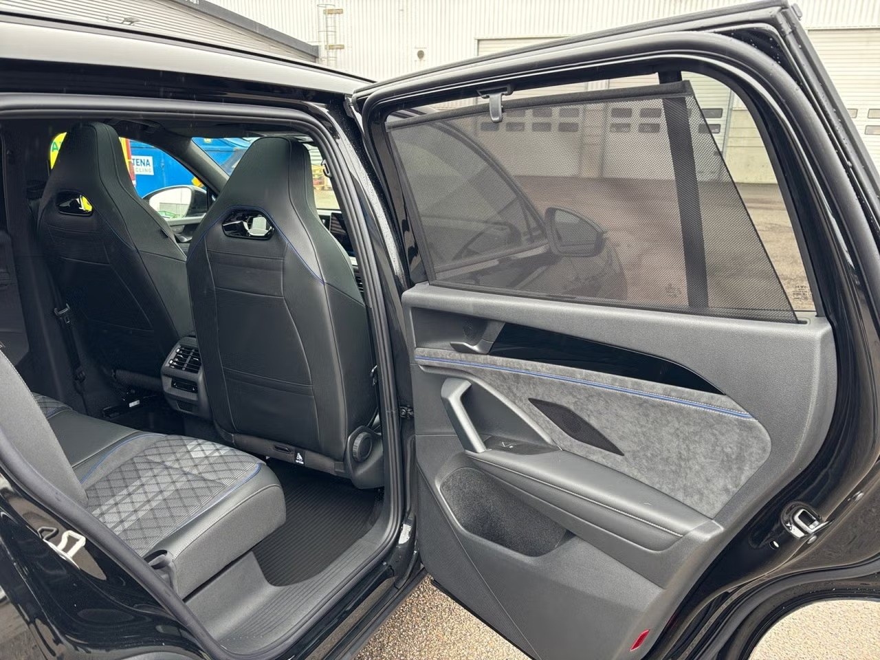VW Tayron 2.0 TDI SCR United 4Motion DSG 7 Sitzer-image-15
