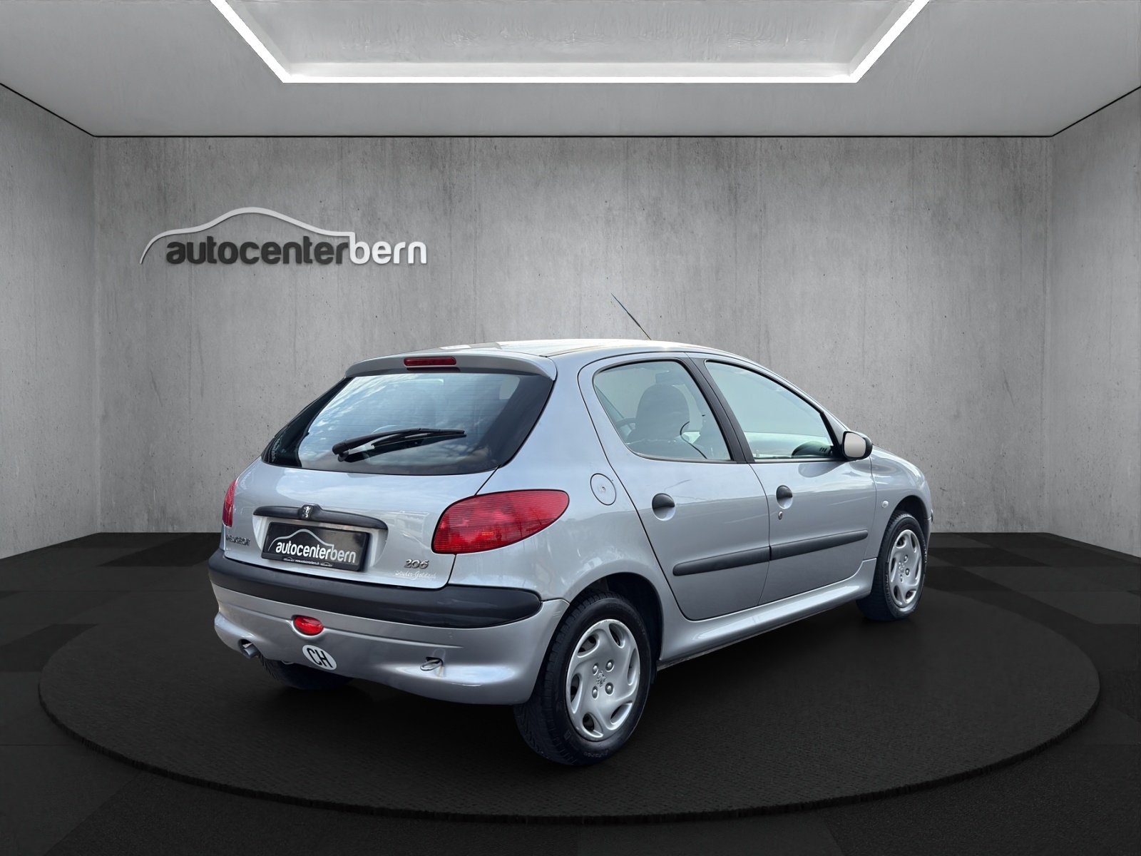PEUGEOT 206 1.6 XT-image-6