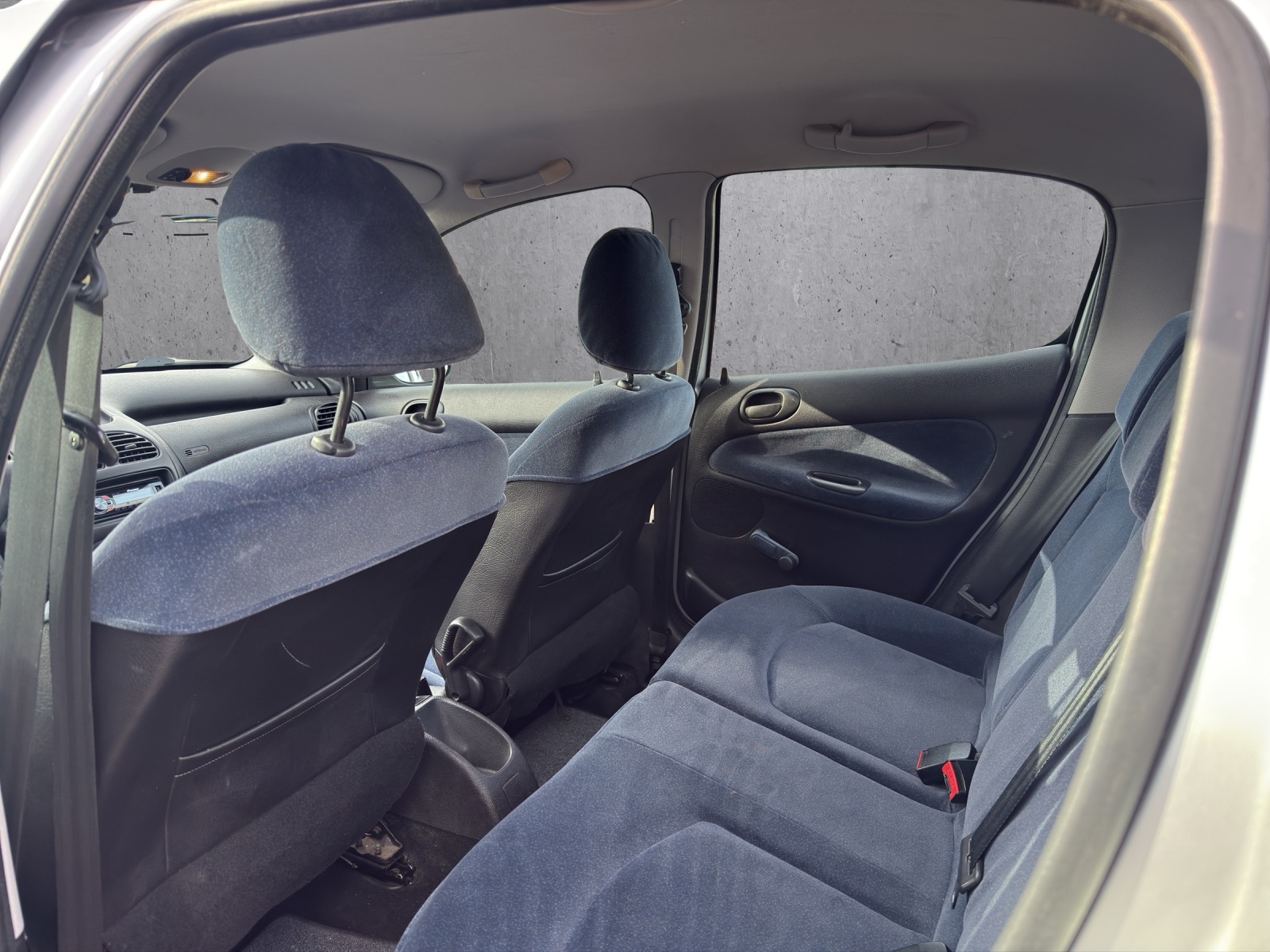 PEUGEOT 206 1.6 XT-image-14
