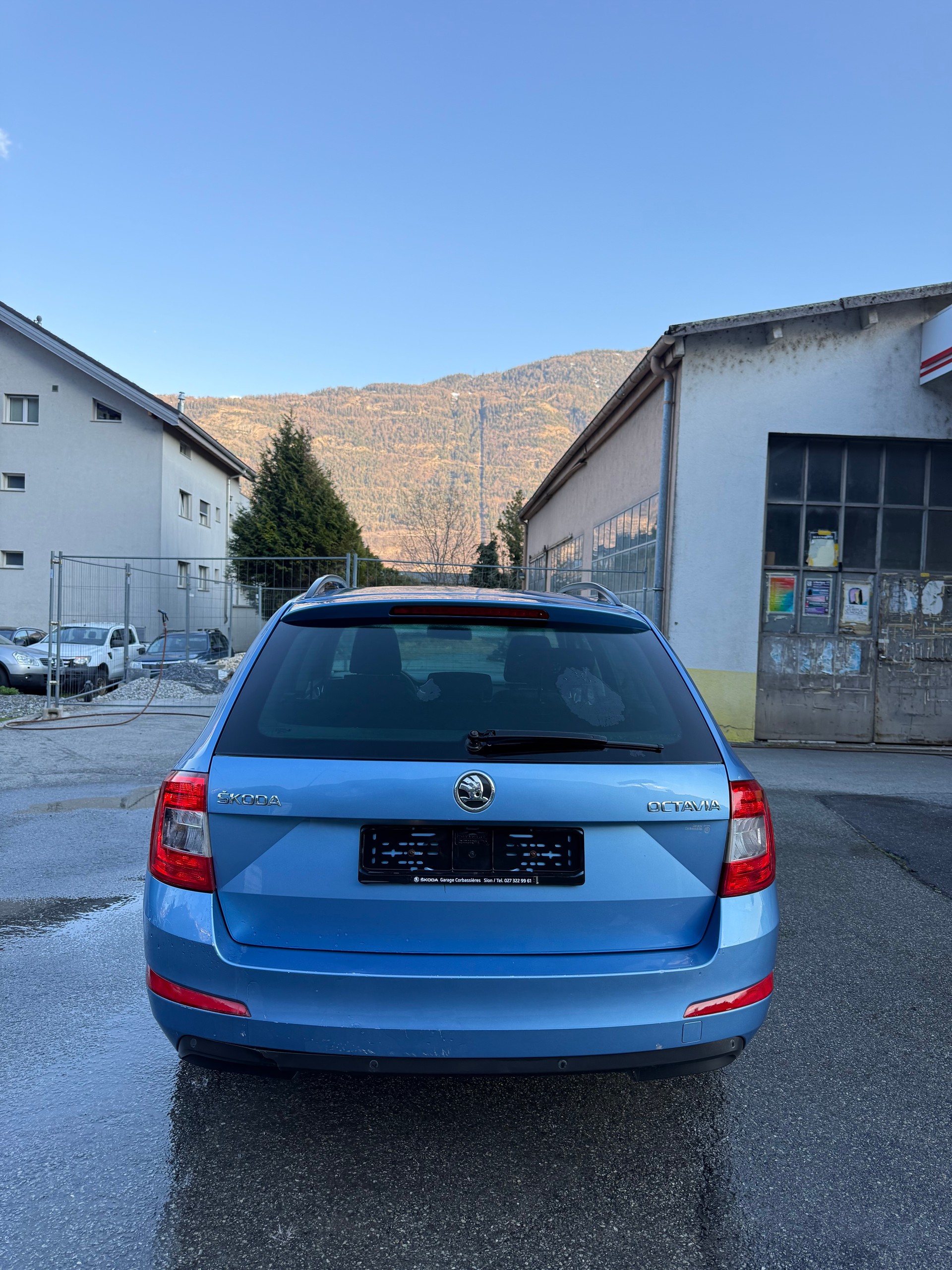 SKODA Octavia Combi 1.6 TDI Elegance 4x4-image-7