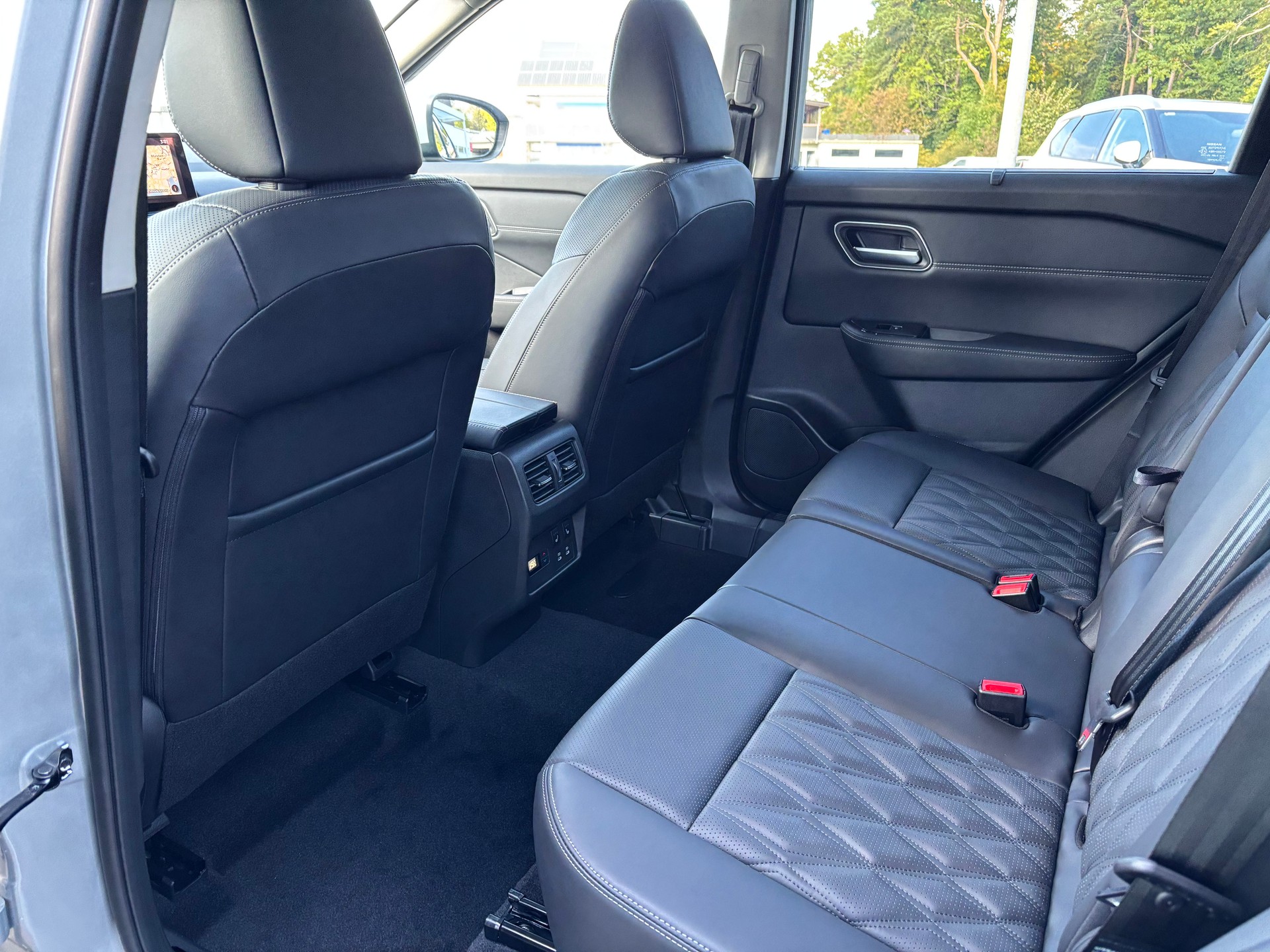 NISSAN X-Trail 1.5 4WD e-Power 7Sitze Tekna+-image-8
