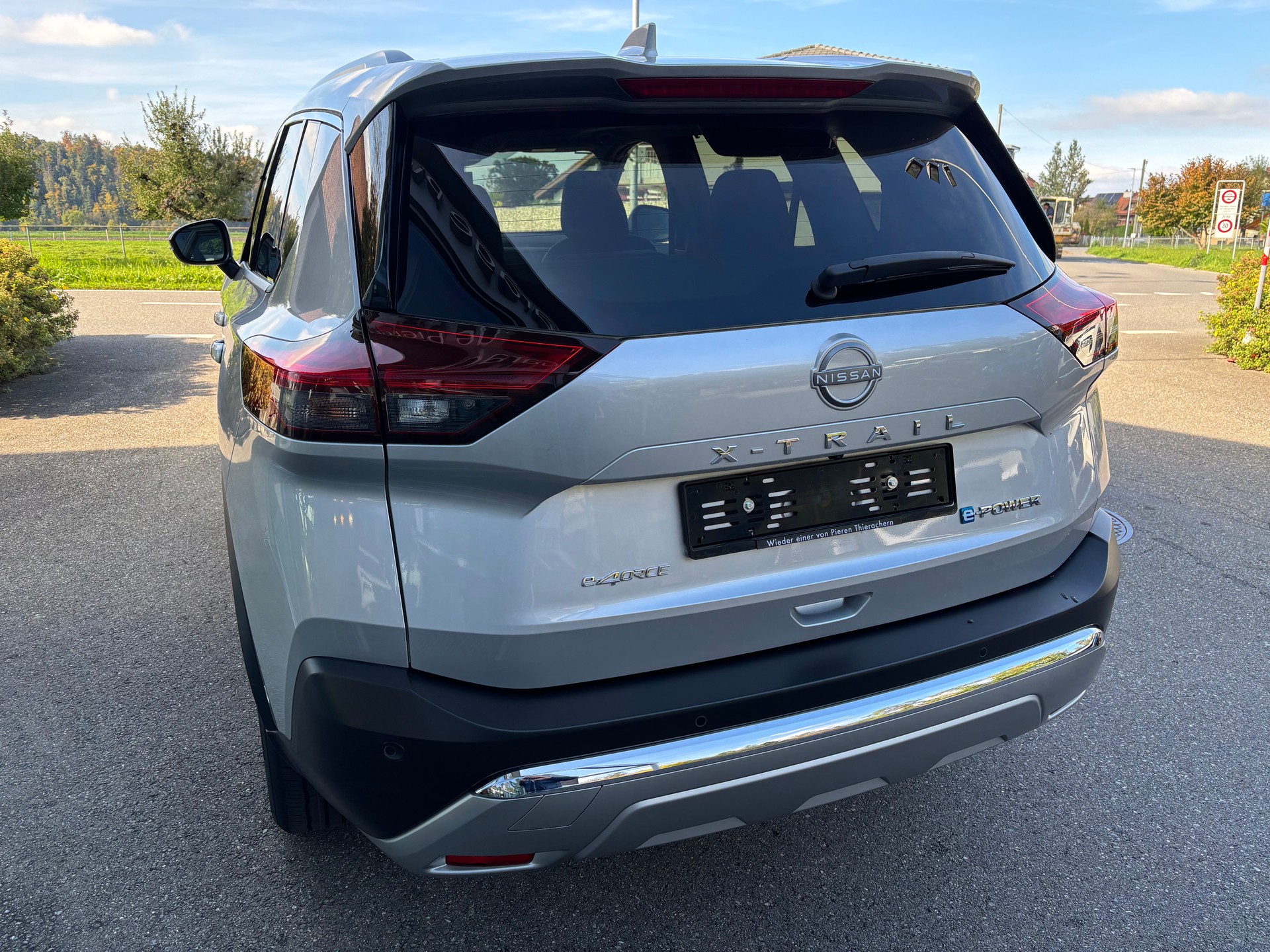 NISSAN X-Trail 1.5 4WD e-Power 7Sitze Tekna+-image-2