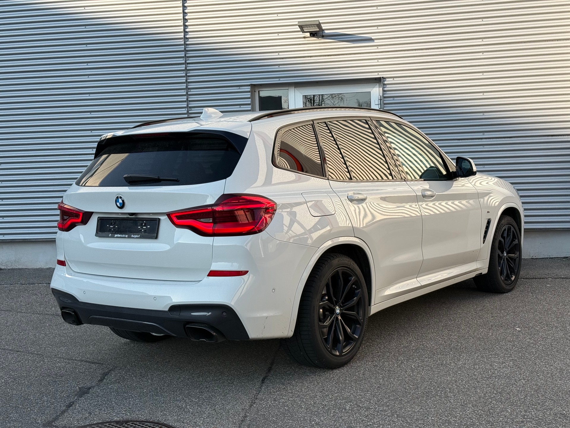 BMW X3 M40d 48V Steptronic Individual-image-1