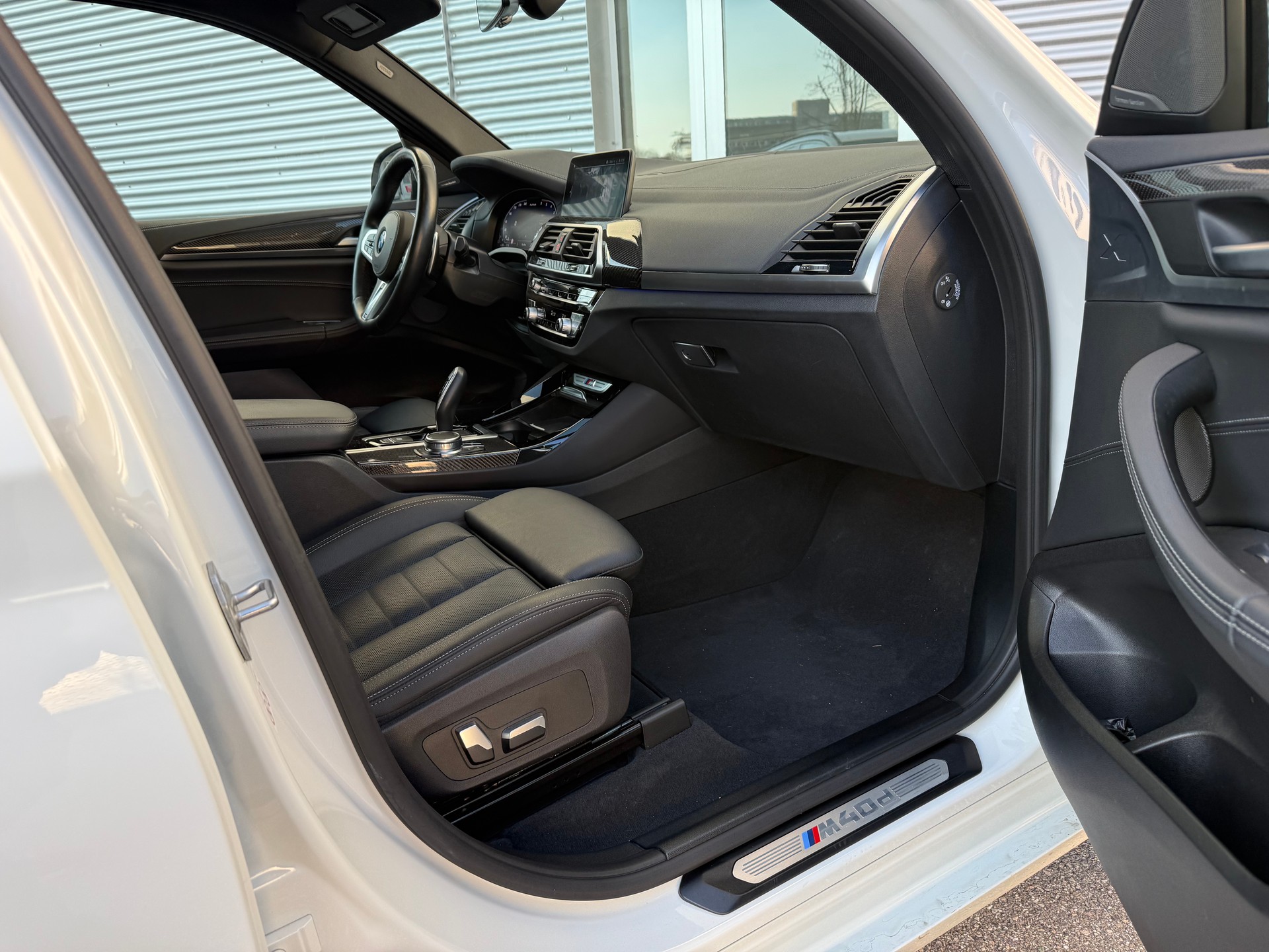 BMW X3 M40d 48V Steptronic Individual-image-2