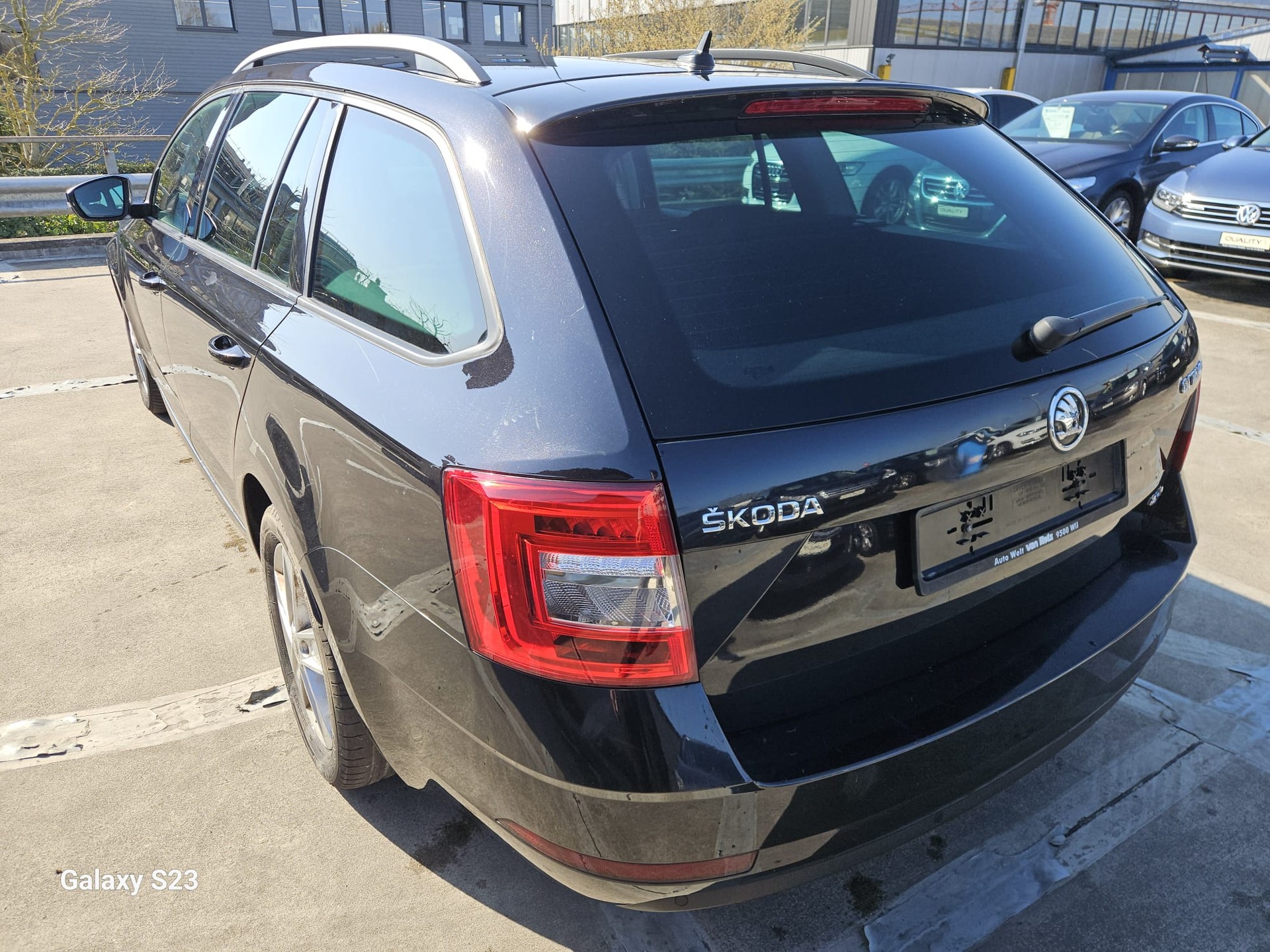 SKODA Octavia Combi 2.0 TDI Ambition 4x4 DSG-image-2