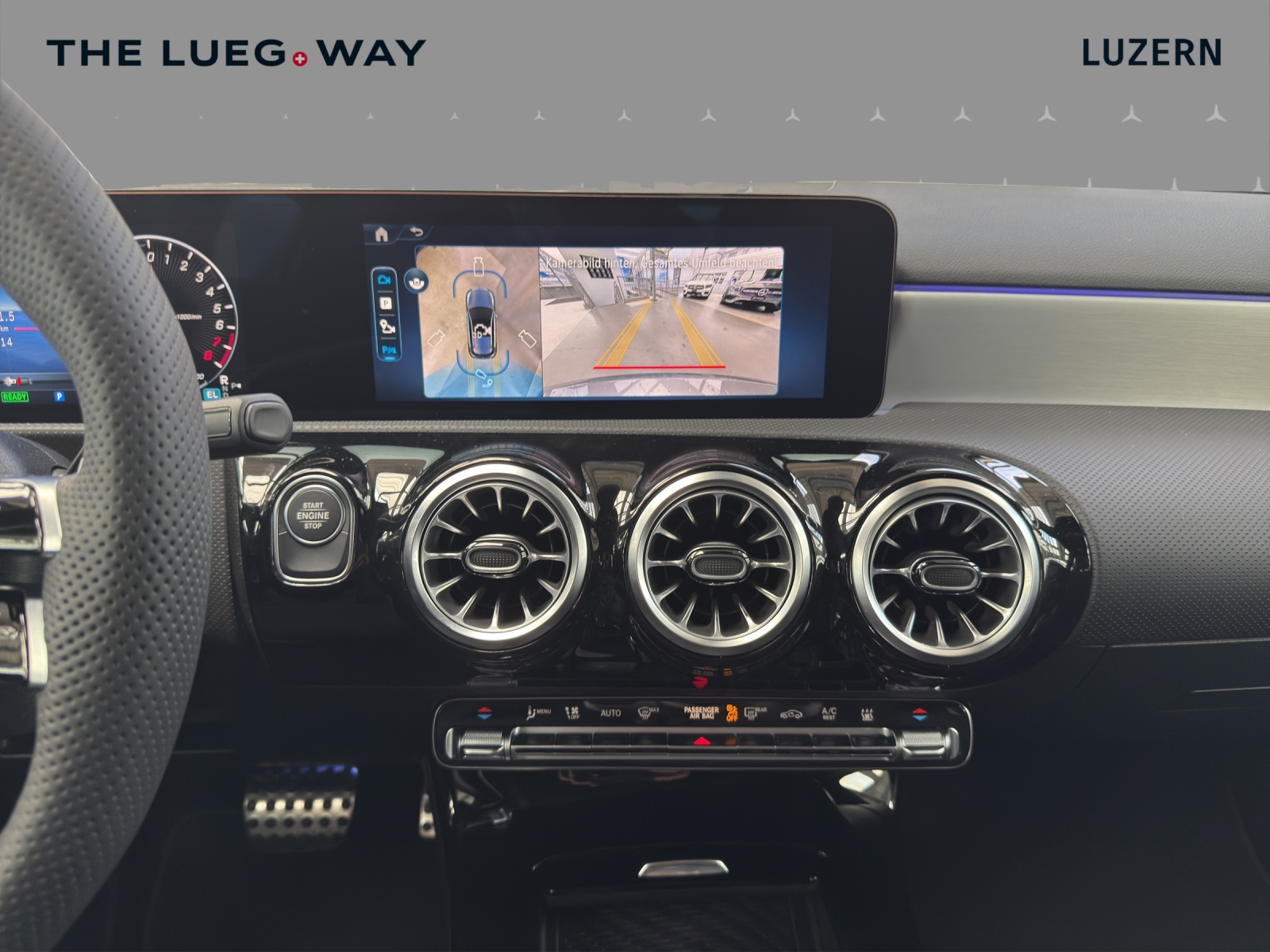 MERCEDES-BENZ A 250 e with EQ - AMG / DISTRONIC / 360 Grad Kamera / Panorama-Dach-image-12