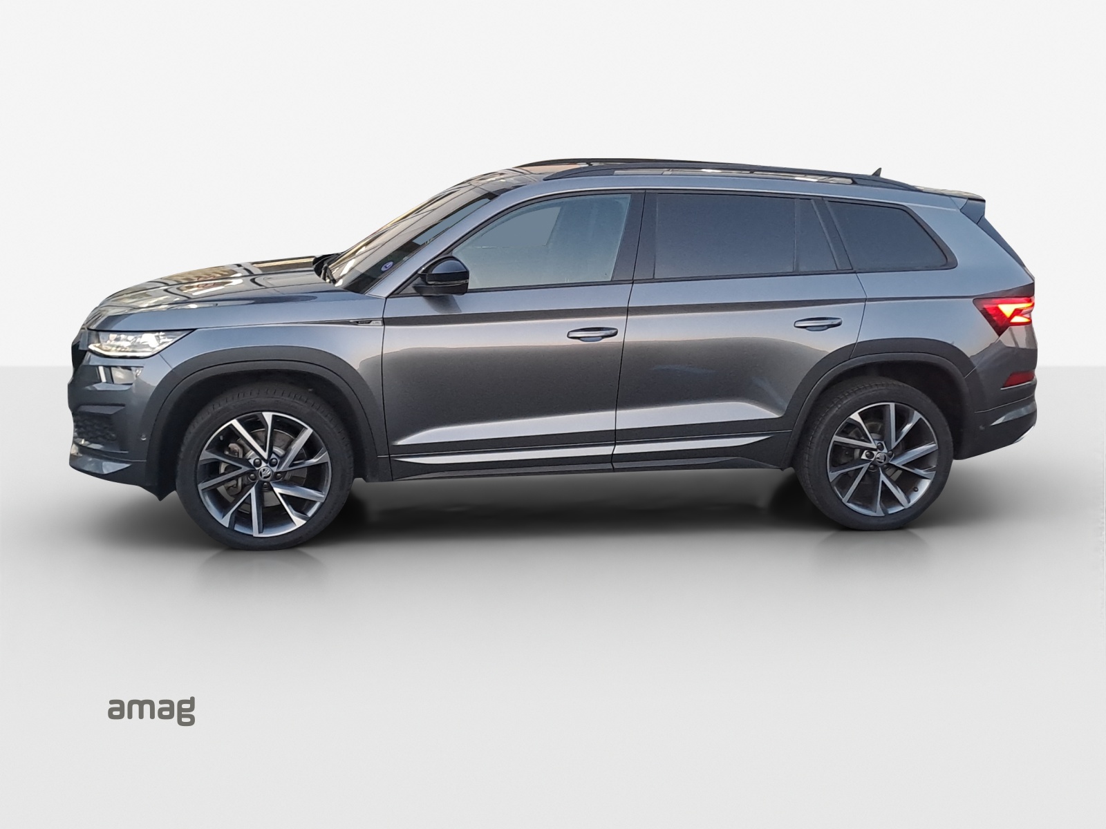 SKODA Kodiaq 2.0 TSI 4x4 SportLine-image-1