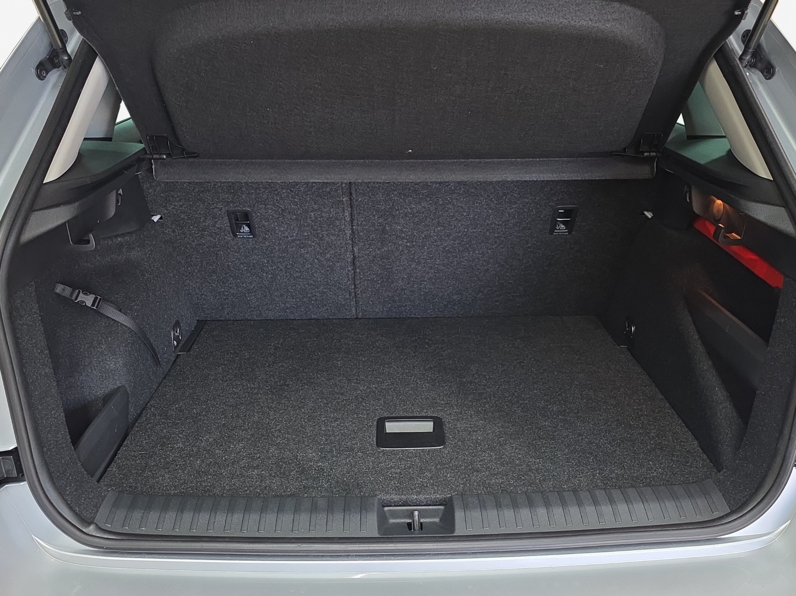 SKODA Kamiq 1.5 TSI Tour DSG-image-12