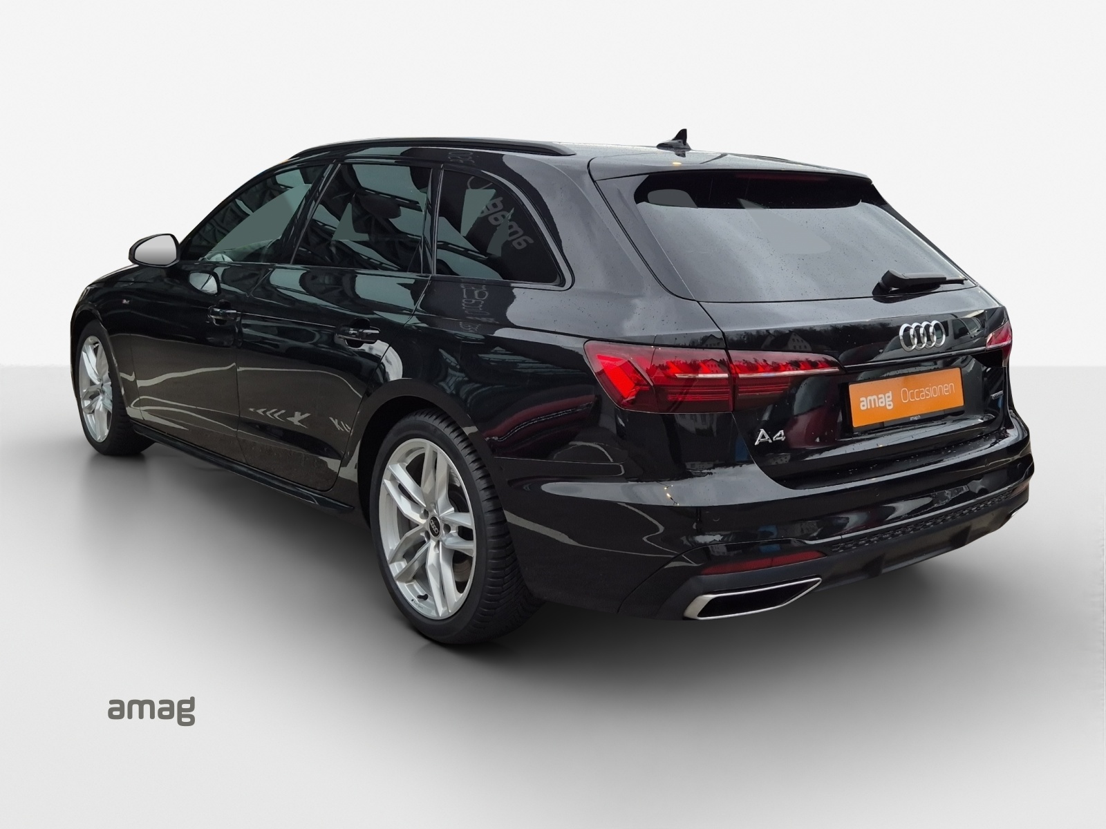 AUDI A4 Avant 45 TFSI S line S-tronic quattro-image-2