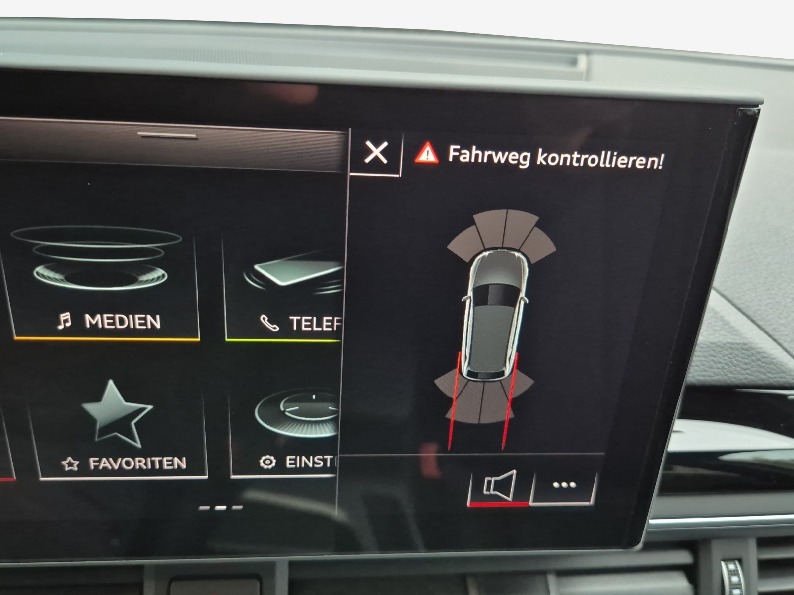 AUDI A4 Avant 45 TFSI S line S-tronic quattro-image-15