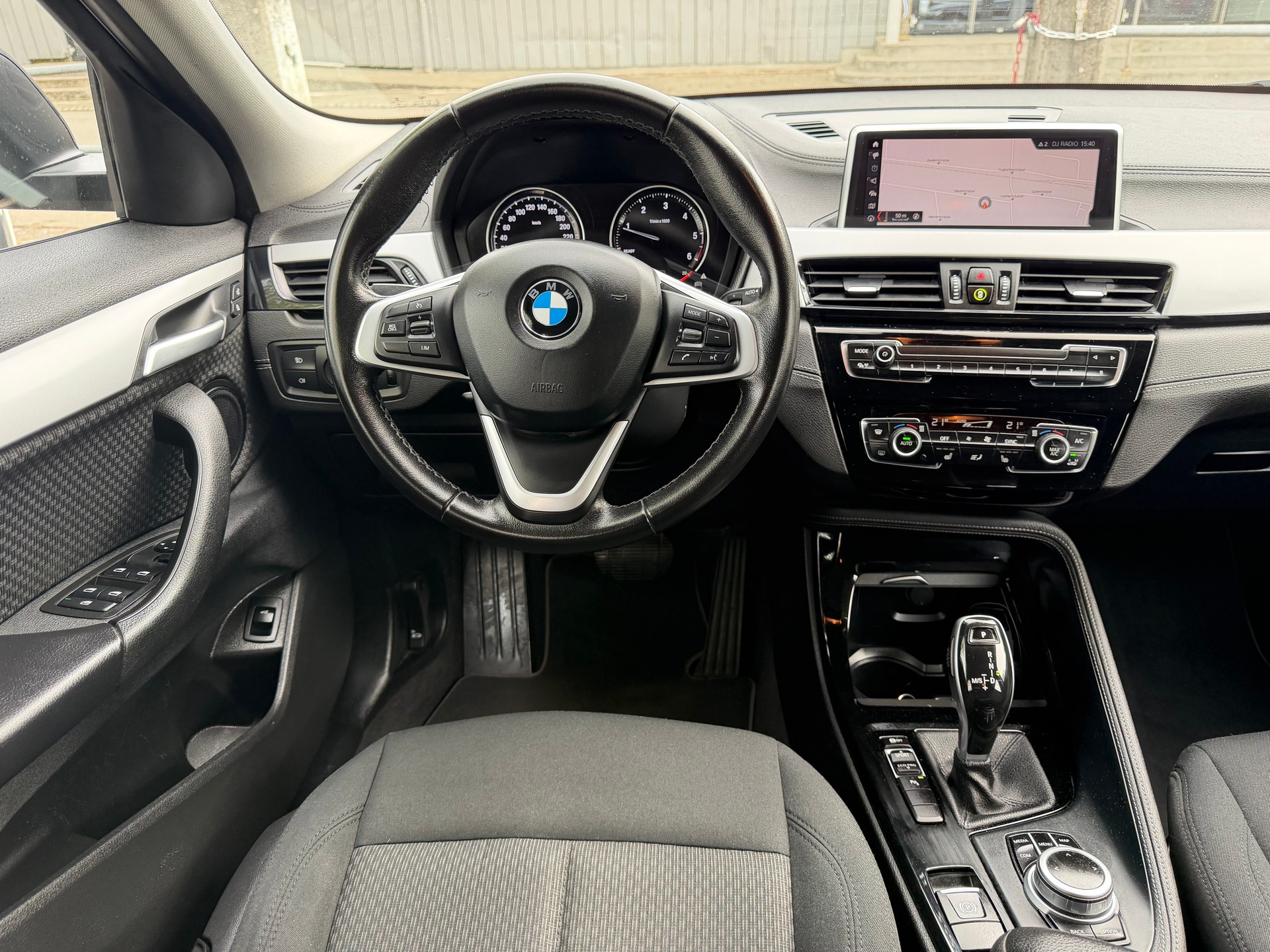 BMW X2 sDrive 18d Steptronic * Gr. Navi * LED * Klima-auto * PDC V&H * Tempomat * Frisch Ab MFK-image-3