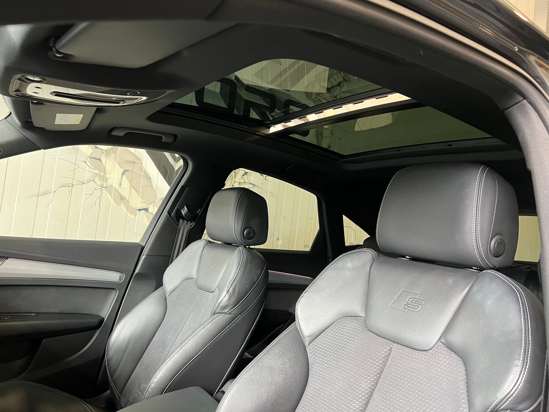 AUDI Q5 Sportback 40 TDI S line quattro S-tronic-image-13