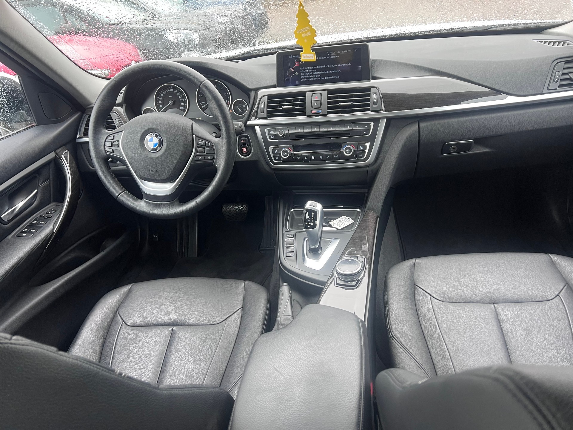 BMW 328i xDrive Steptronic-image-7