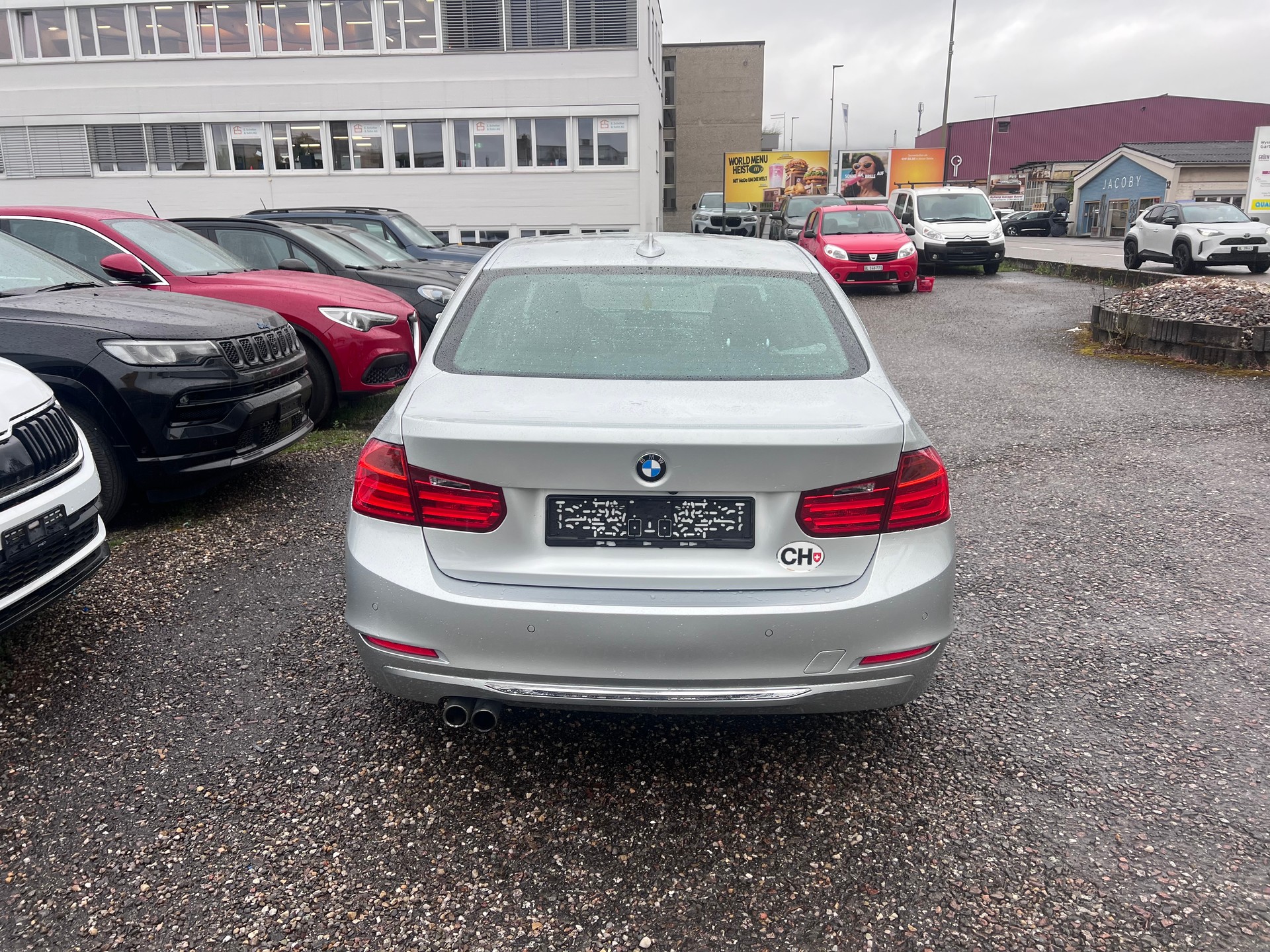 BMW 328i xDrive Steptronic-image-3