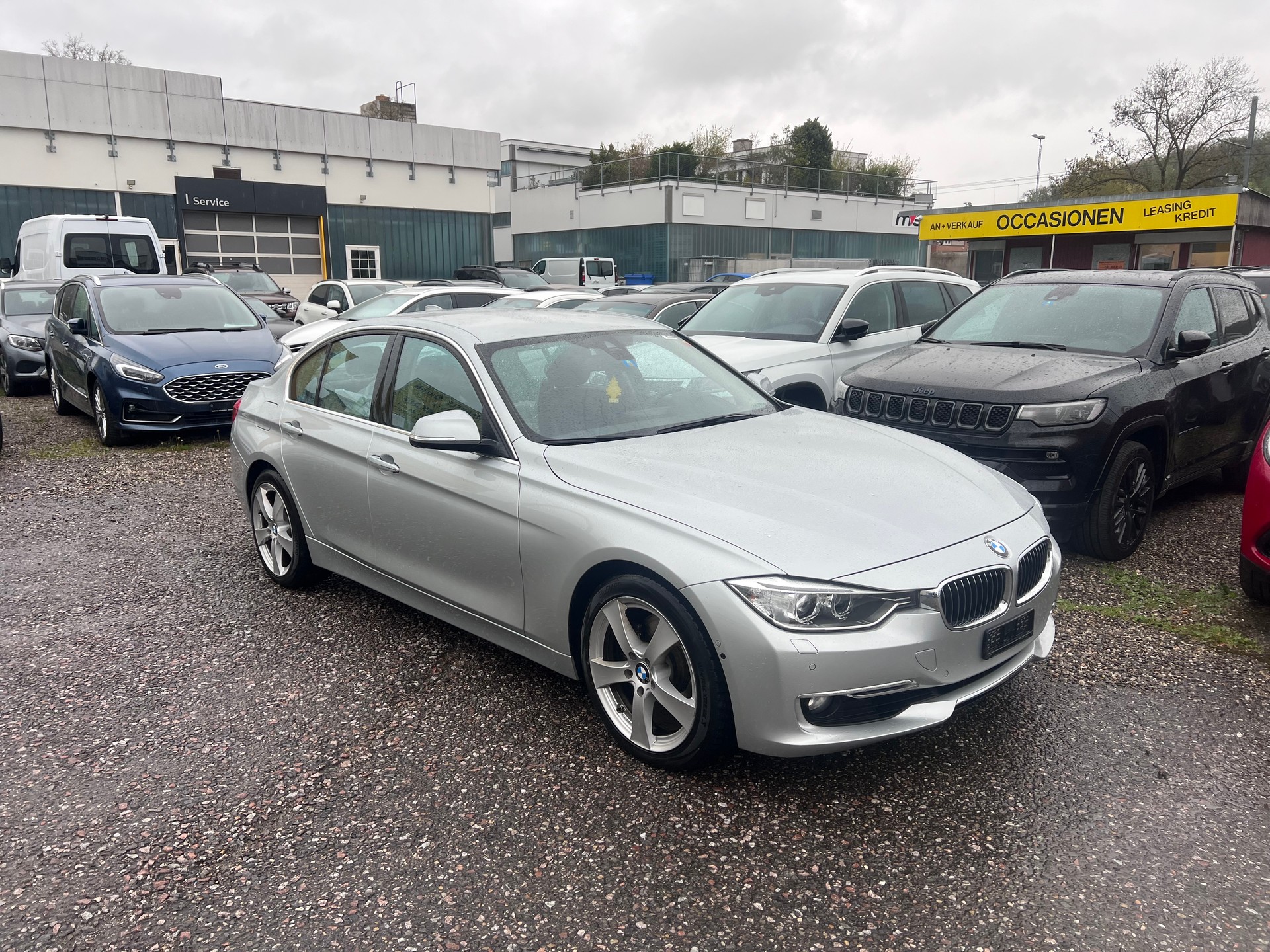 BMW 328i xDrive Steptronic-image-1