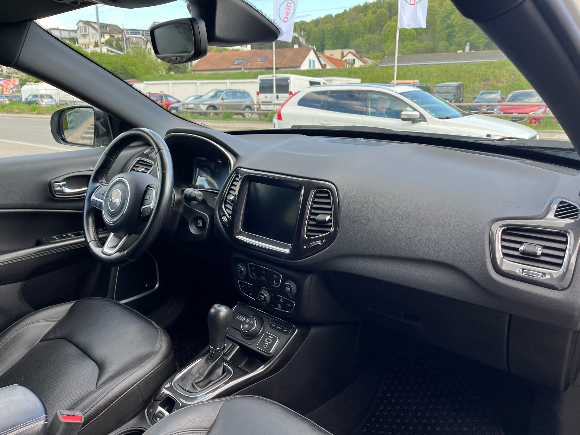 JEEP Compass 1.3 T PHEV S AWD-image-3