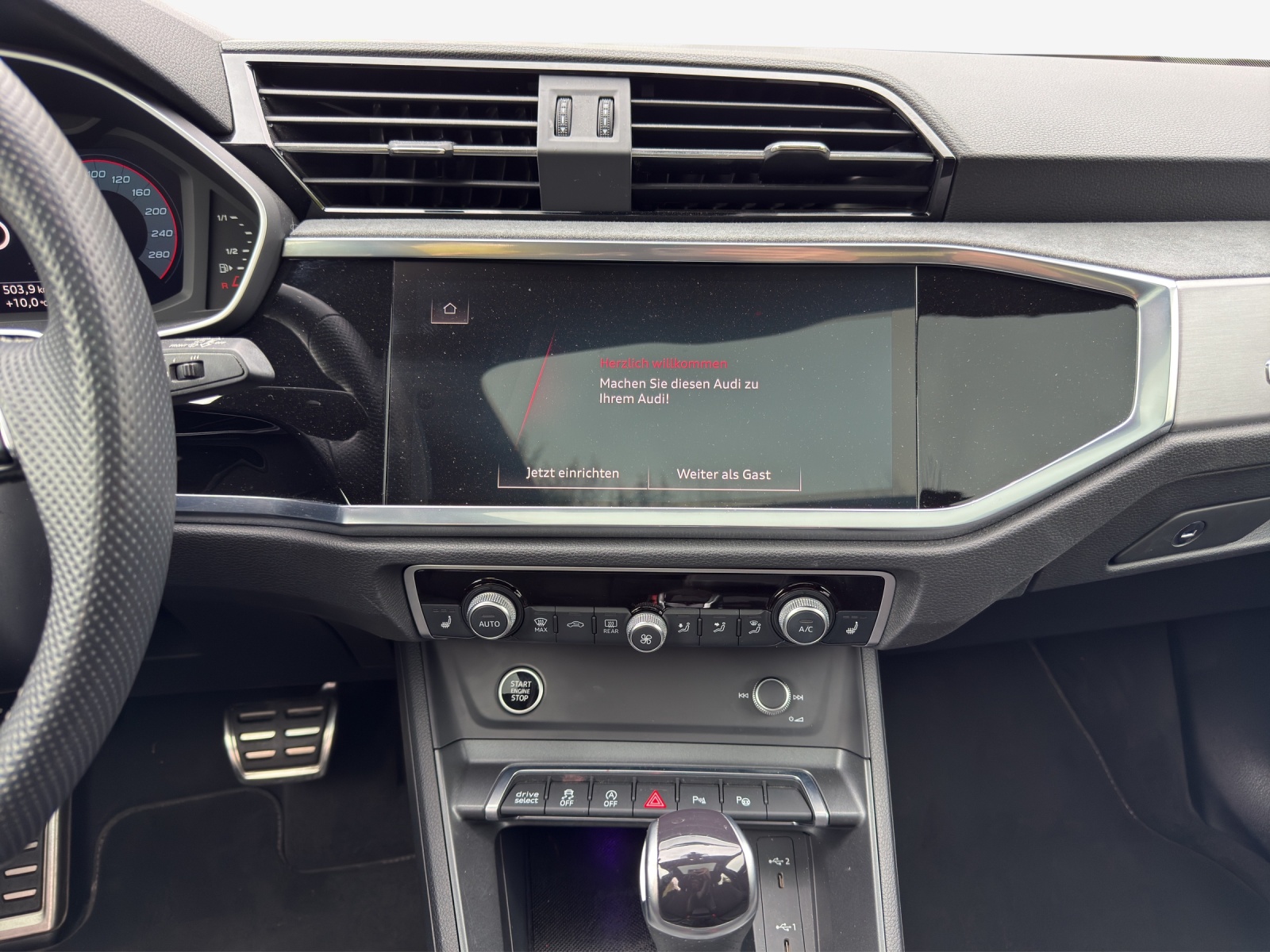 AUDI Q3 Sportback 35 TDI S line Attraction quattro S-tronic-image-10