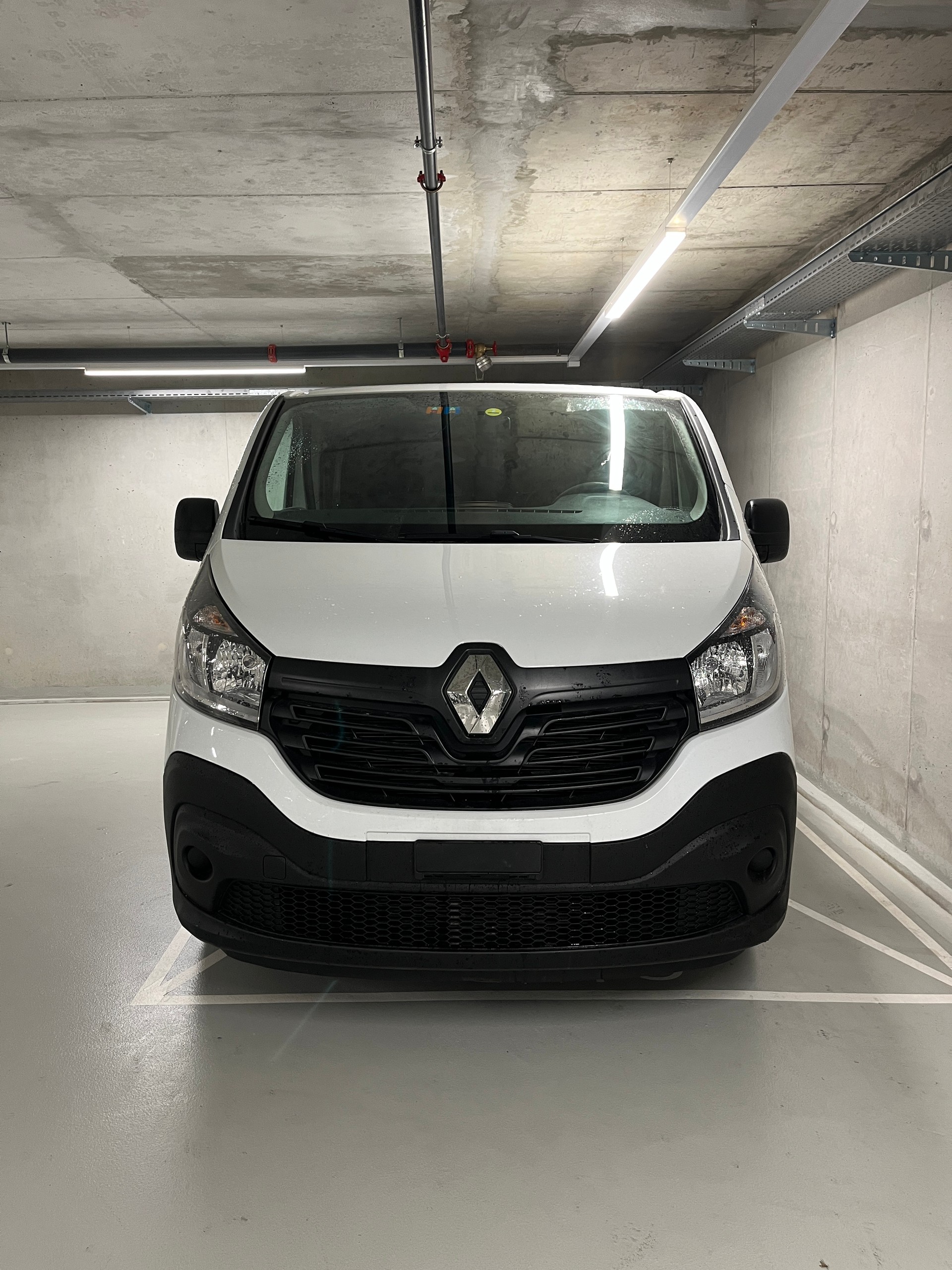 RENAULT Trafic ENERGY dCi 145 Grand Passenger Dynamique-image-8