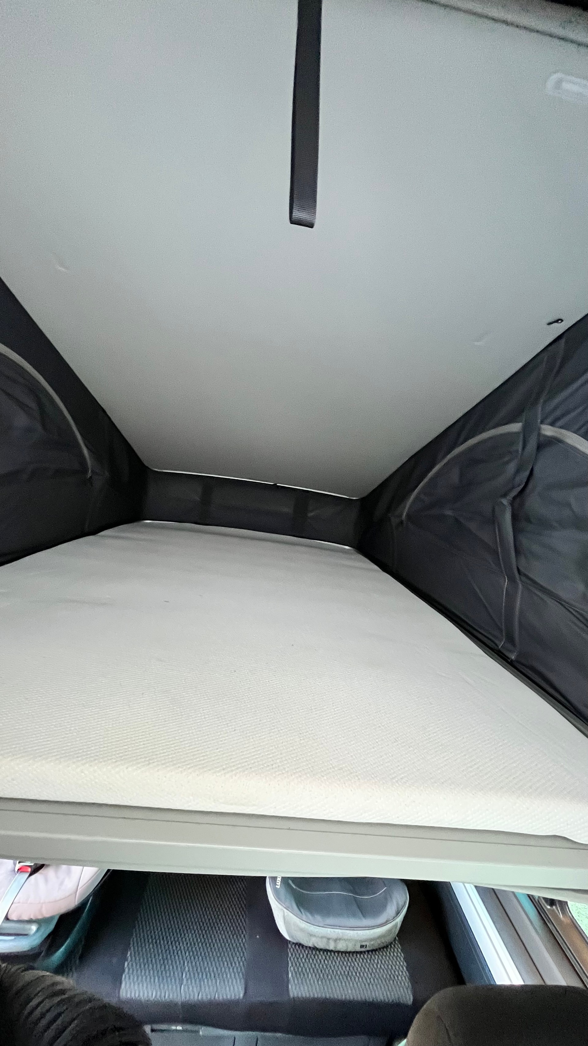 VW T6.1 California 2.0 TDI Beach Edition DSG-image-12