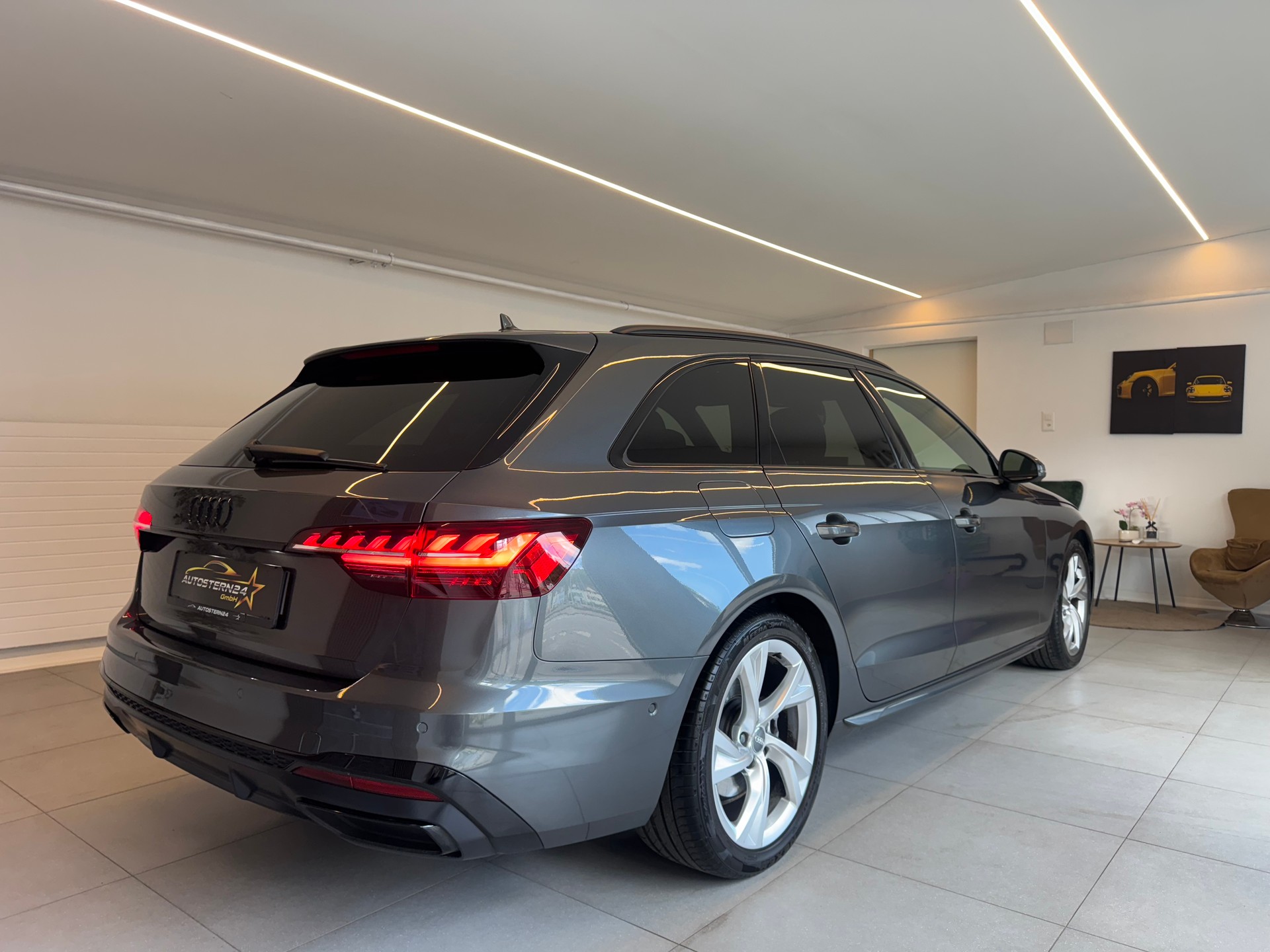 AUDI A4 Avant 40 TDI *Sport*S line*quattro S-tronic*CH-Fahrzeug*Frisch MFK*-image-4