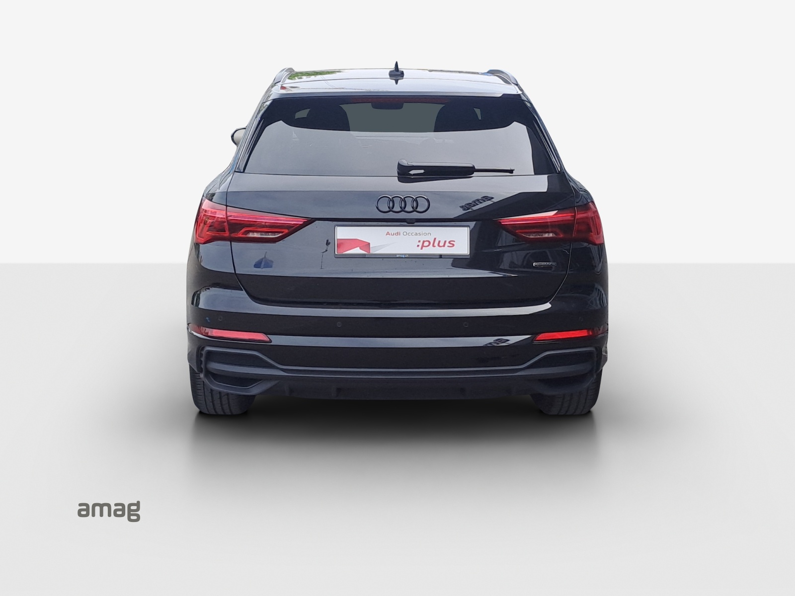AUDI Q3 Sportback 40 TFSI S line quattro S-tronic-image-3
