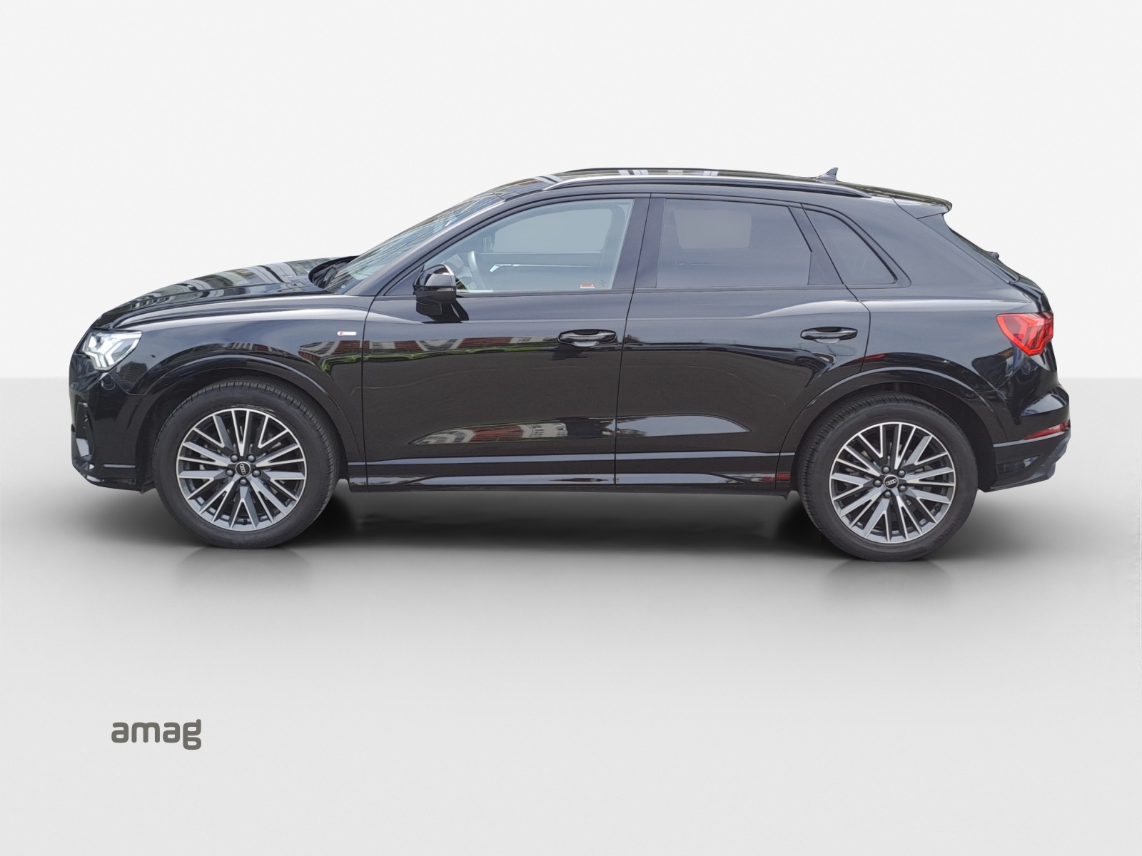 AUDI Q3 Sportback 40 TFSI S line quattro S-tronic-image-1