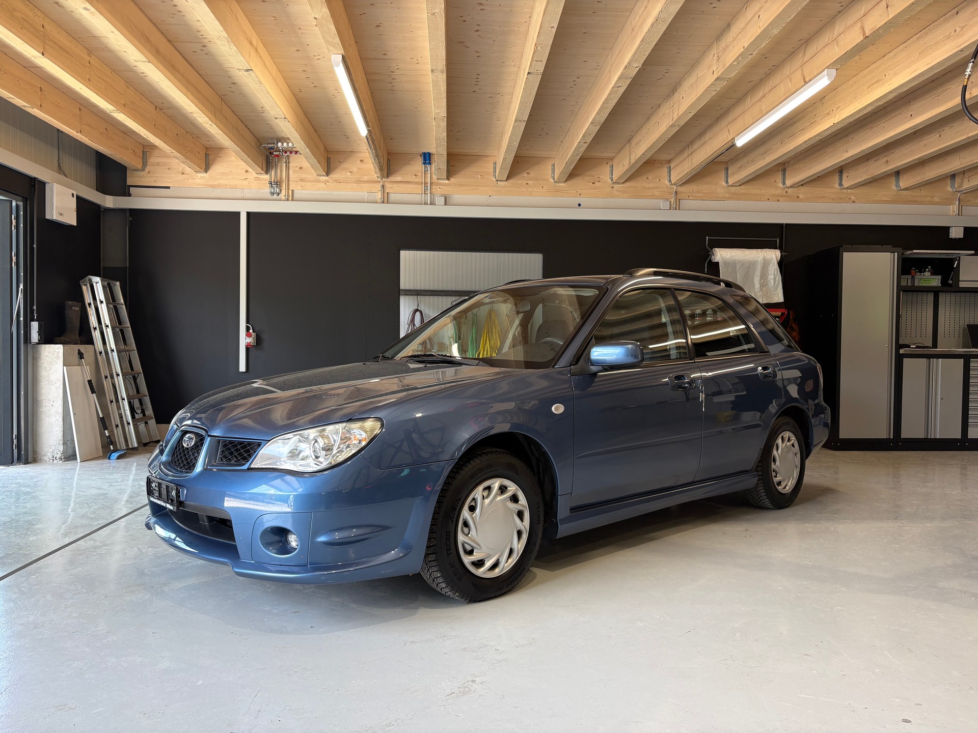 SUBARU Impreza 1.5R Swiss Pique-As Automatic