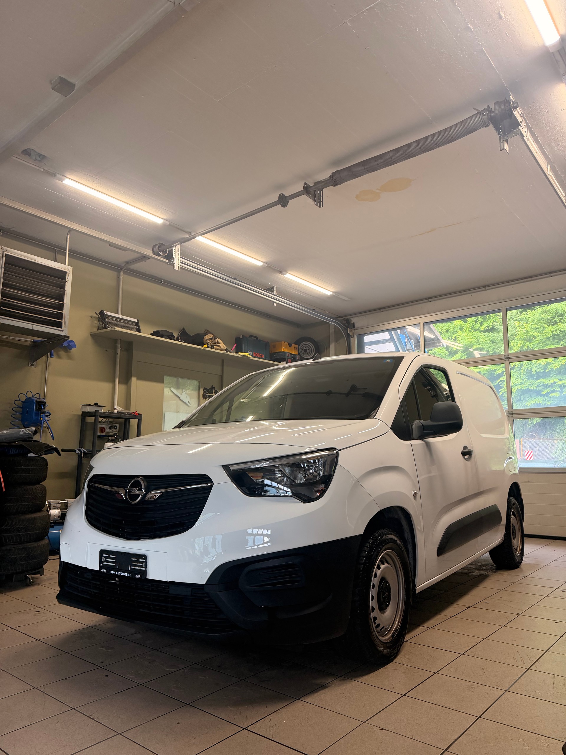 OPEL Combo 1.5 Cargo Essentia-showroom-element-2