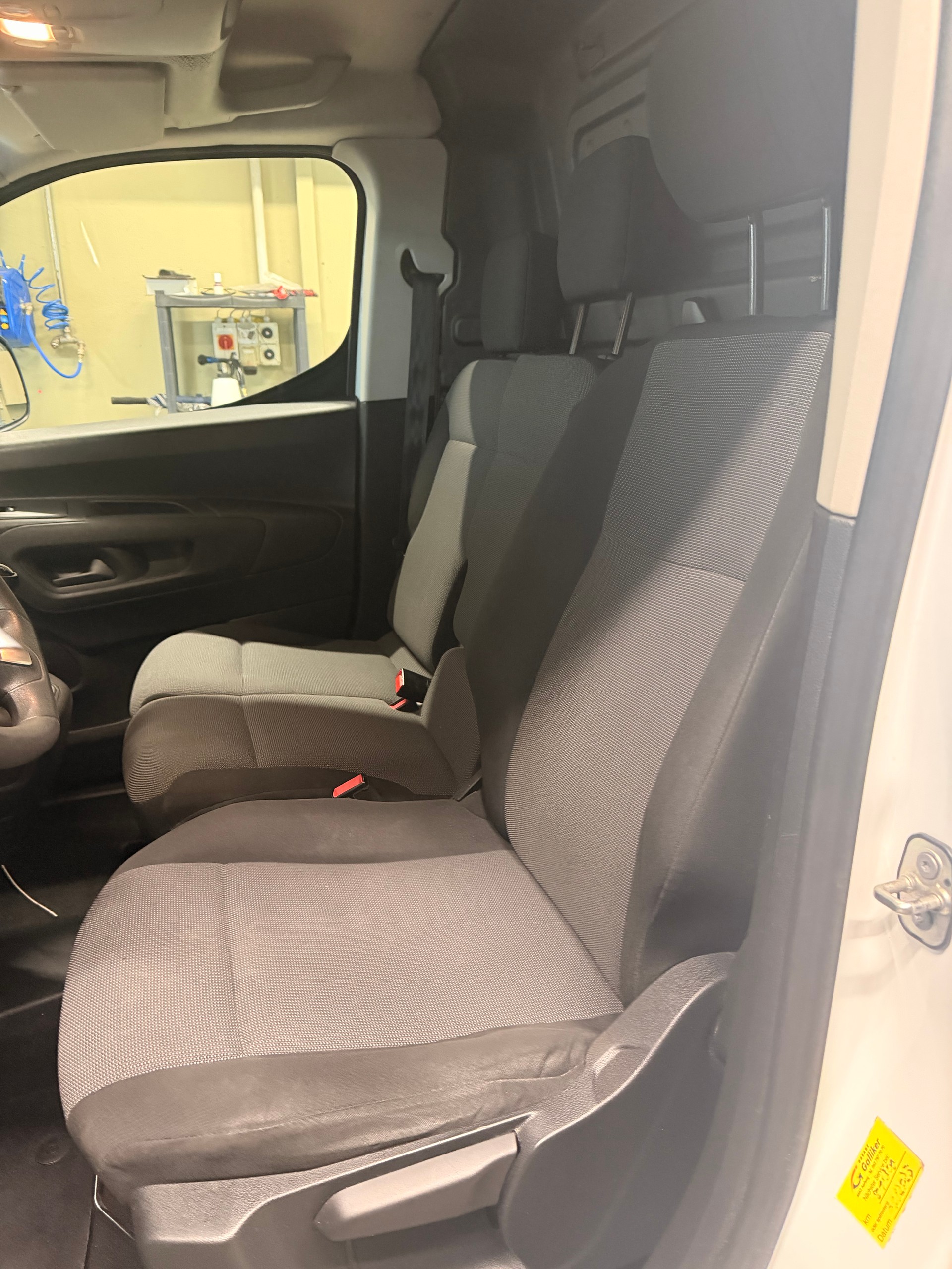 OPEL Combo 1.5 Cargo Essentia-image-7