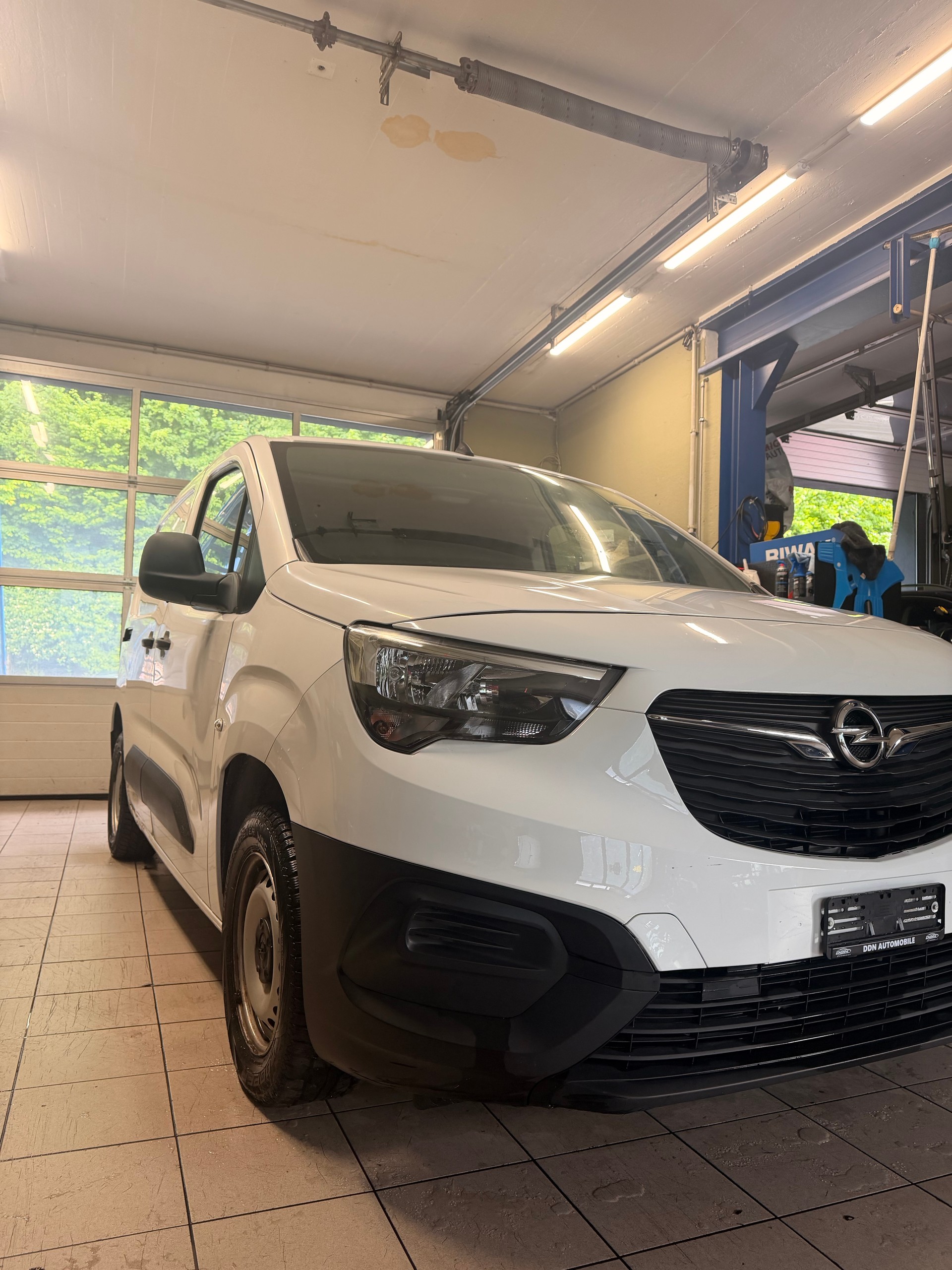 OPEL Combo 1.5 Cargo Essentia-showroom-element-1