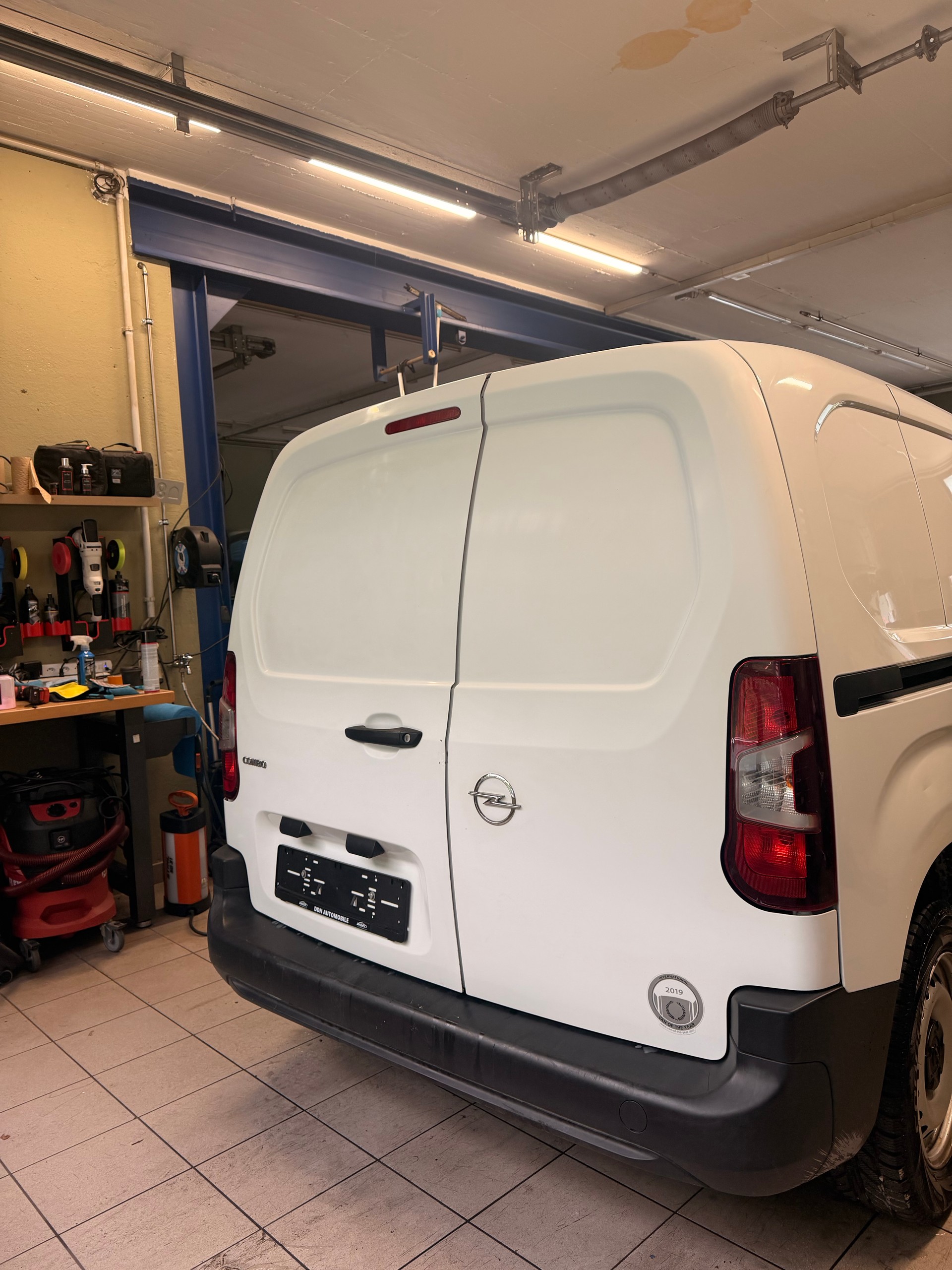 OPEL Combo 1.5 Cargo Essentia-showroom-element-3