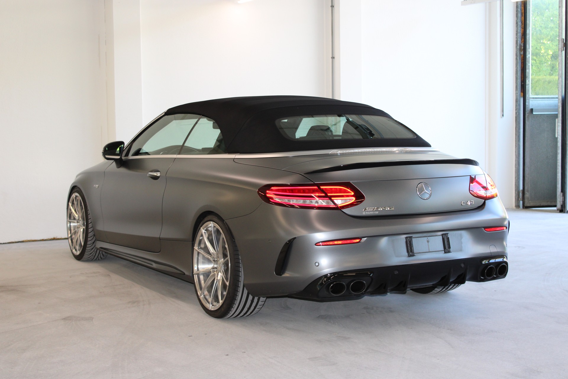 MERCEDES-BENZ C 43 Cabriolet AMG 4Matic 9G-Tronic-image-9