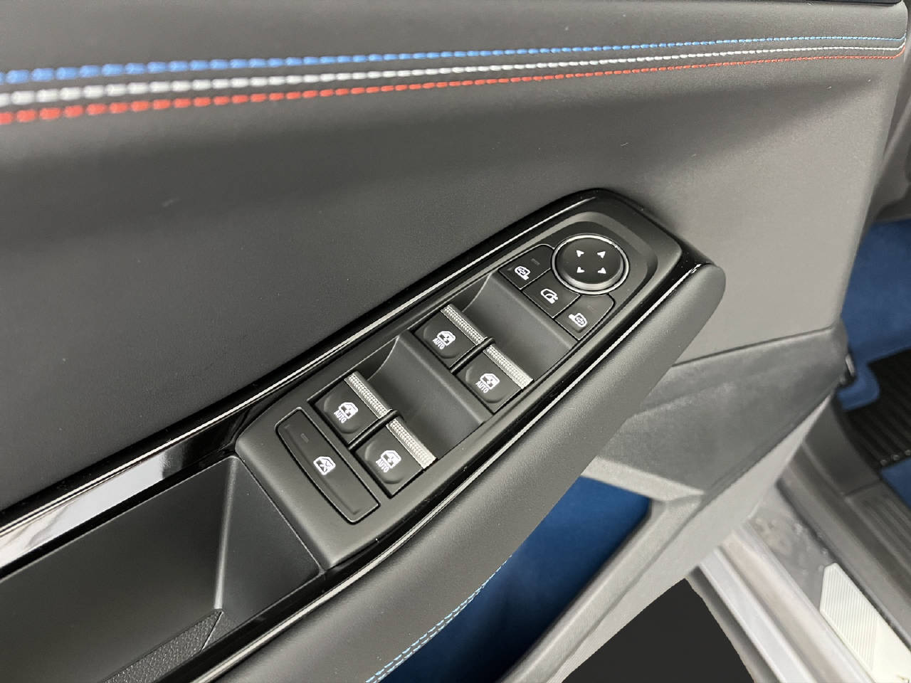 RENAULT Rafale 1.2 E-Tech Plug-in Atelier Alpine-image-12