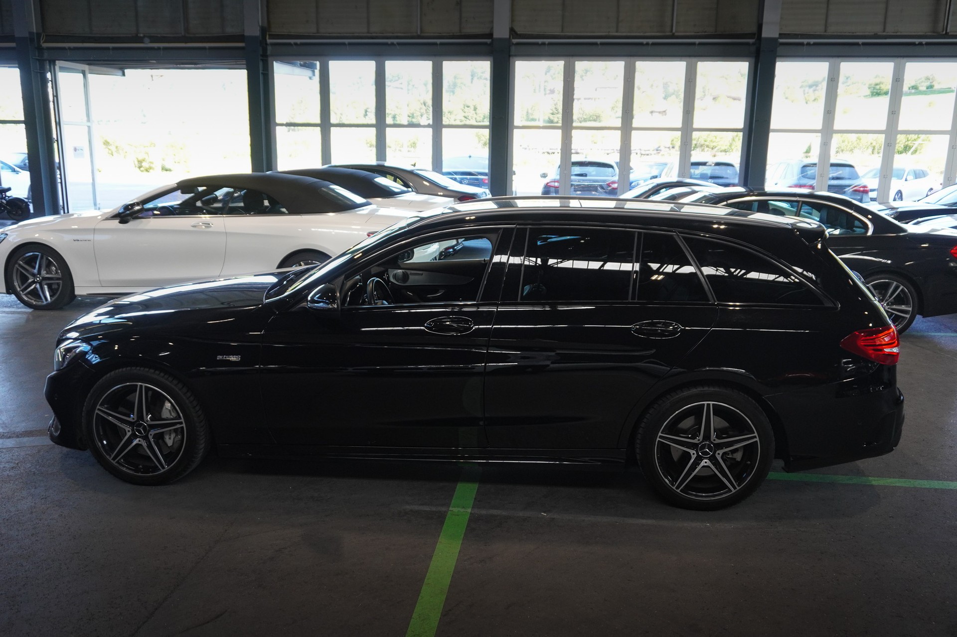 MERCEDES-BENZ C 43 AMG 4Matic 9G-Tronic-image-1