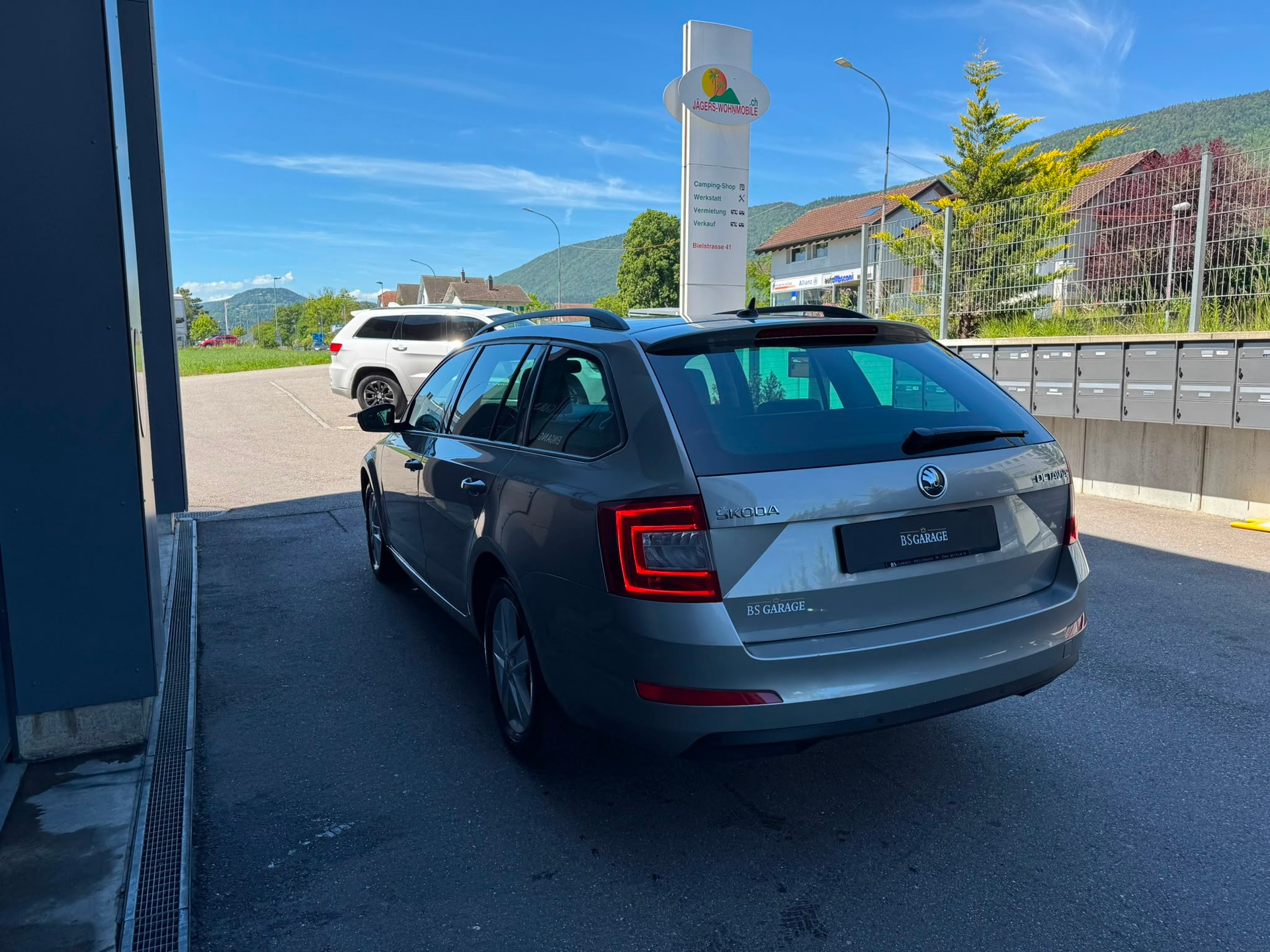 SKODA Octavia Combi 1.8 TSI Elegance 4x4 DSG 1. Hand-image-5