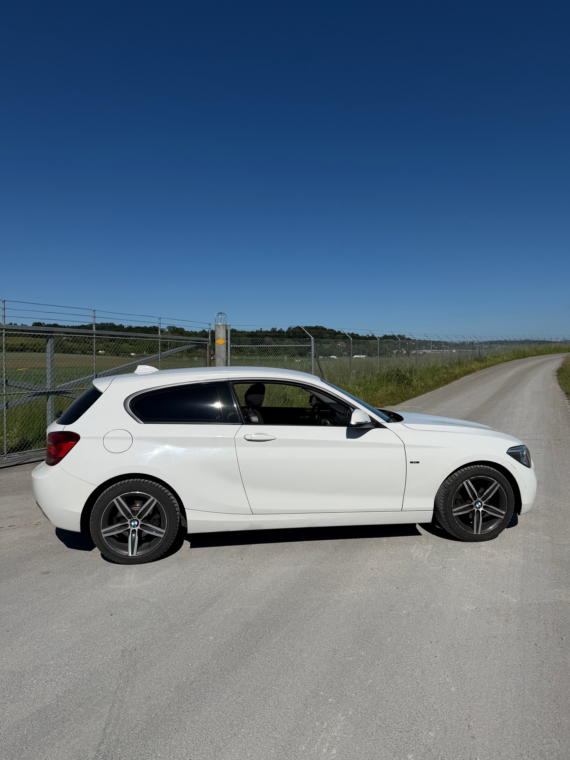 BMW 116i Steptronic-image-7