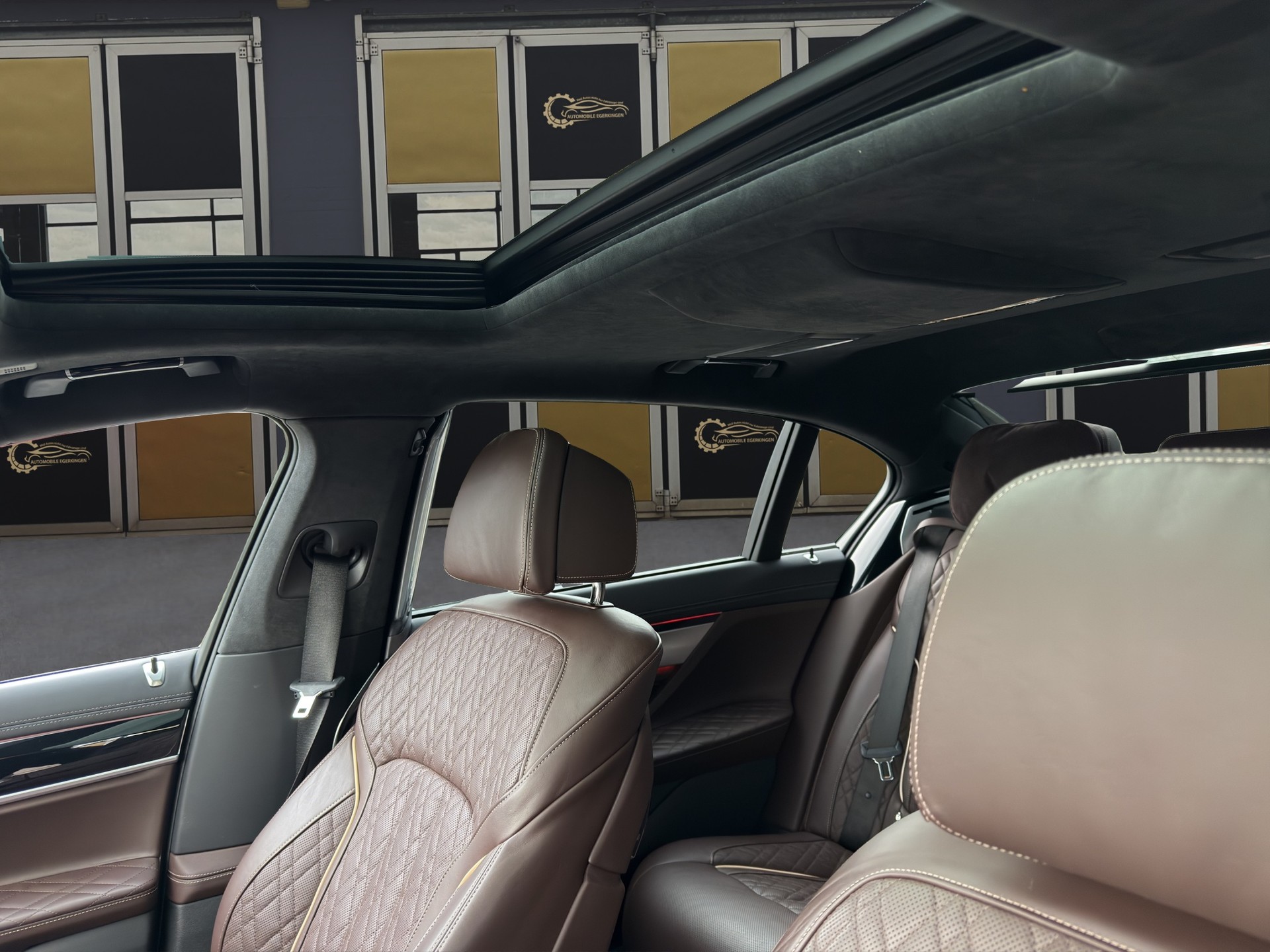 BMW 745Le xDrive Steptronic-image-9