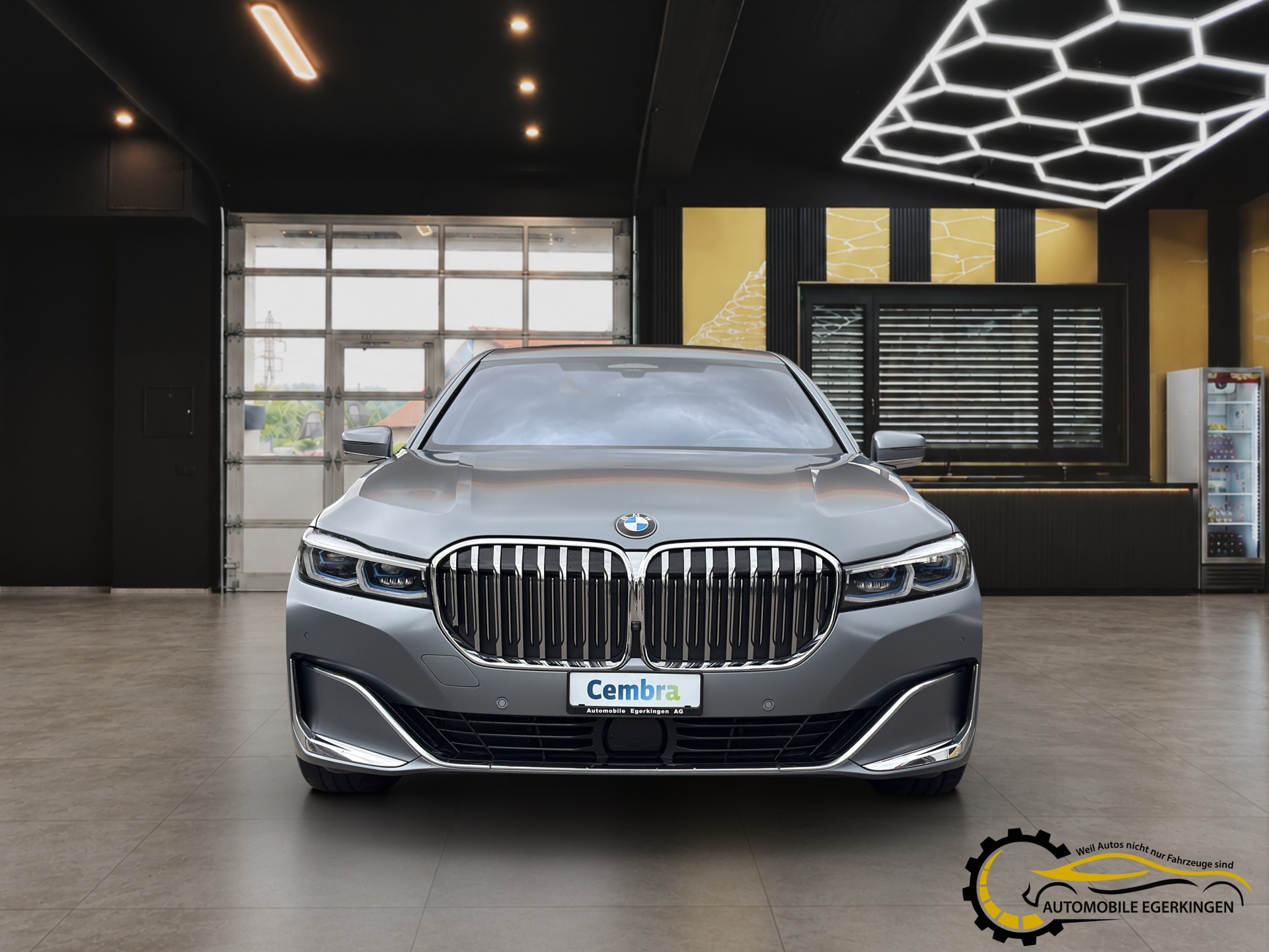 BMW 745Le xDrive Steptronic-image-1