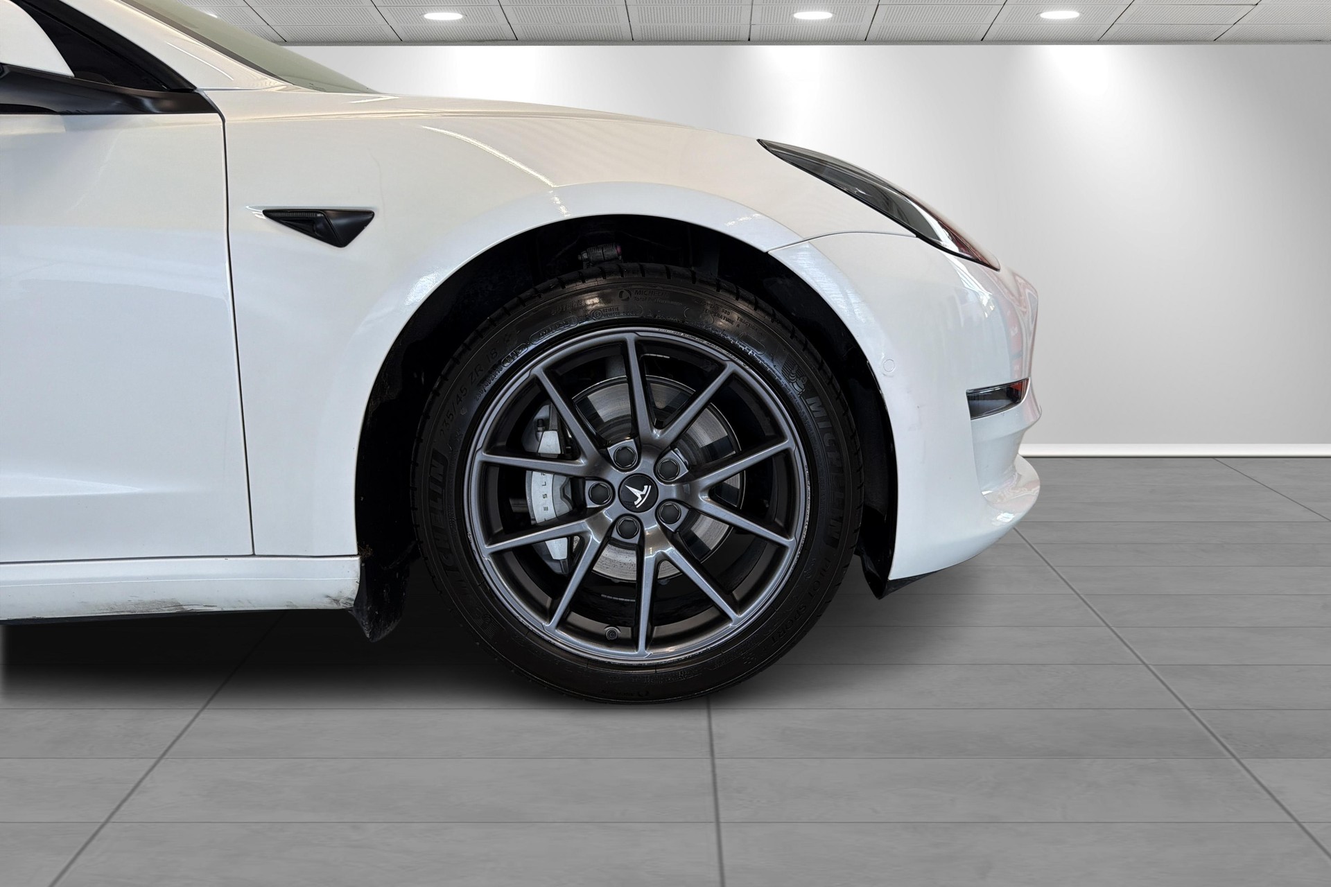 TESLA Model 3 Long Range Dual Motor AWD-image-3