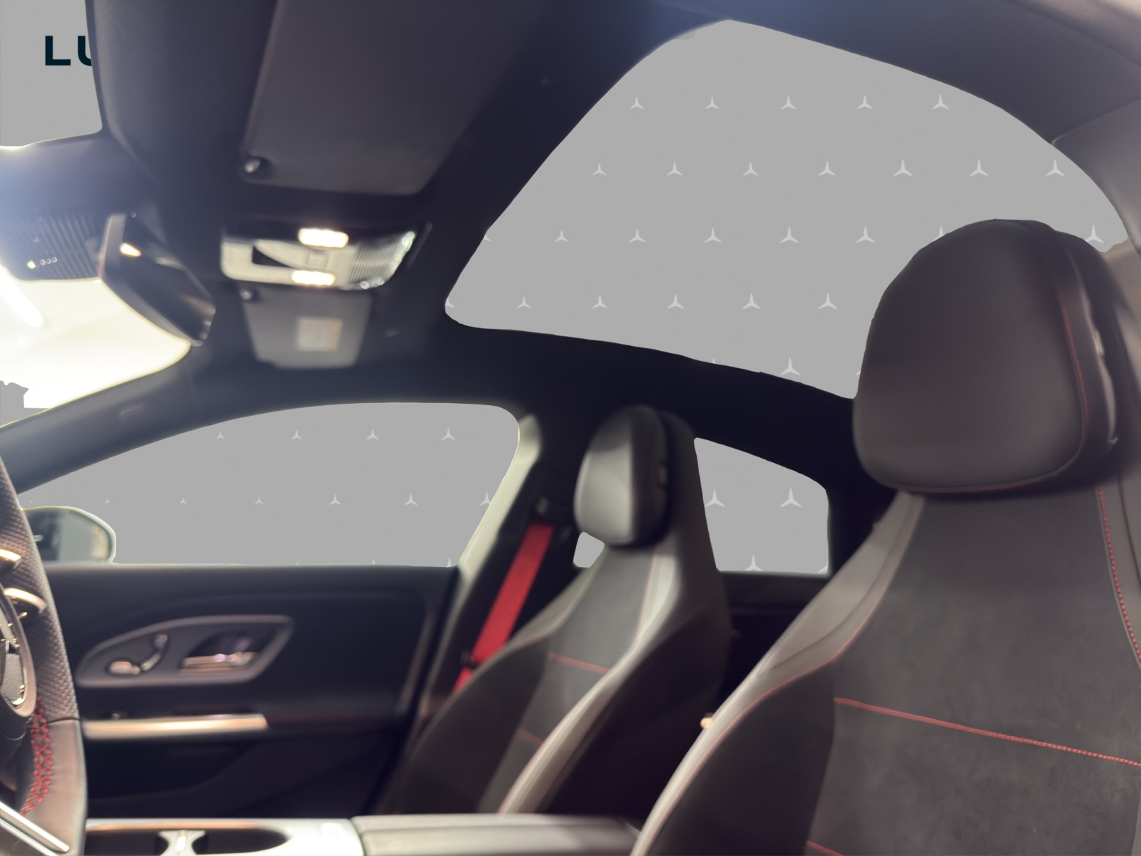 MERCEDES-BENZ CLA 350 4M - 85 kWh - EQ - AMG / DISTRONIC / 360 Grad Kamera / Panorama-Dach-image-8
