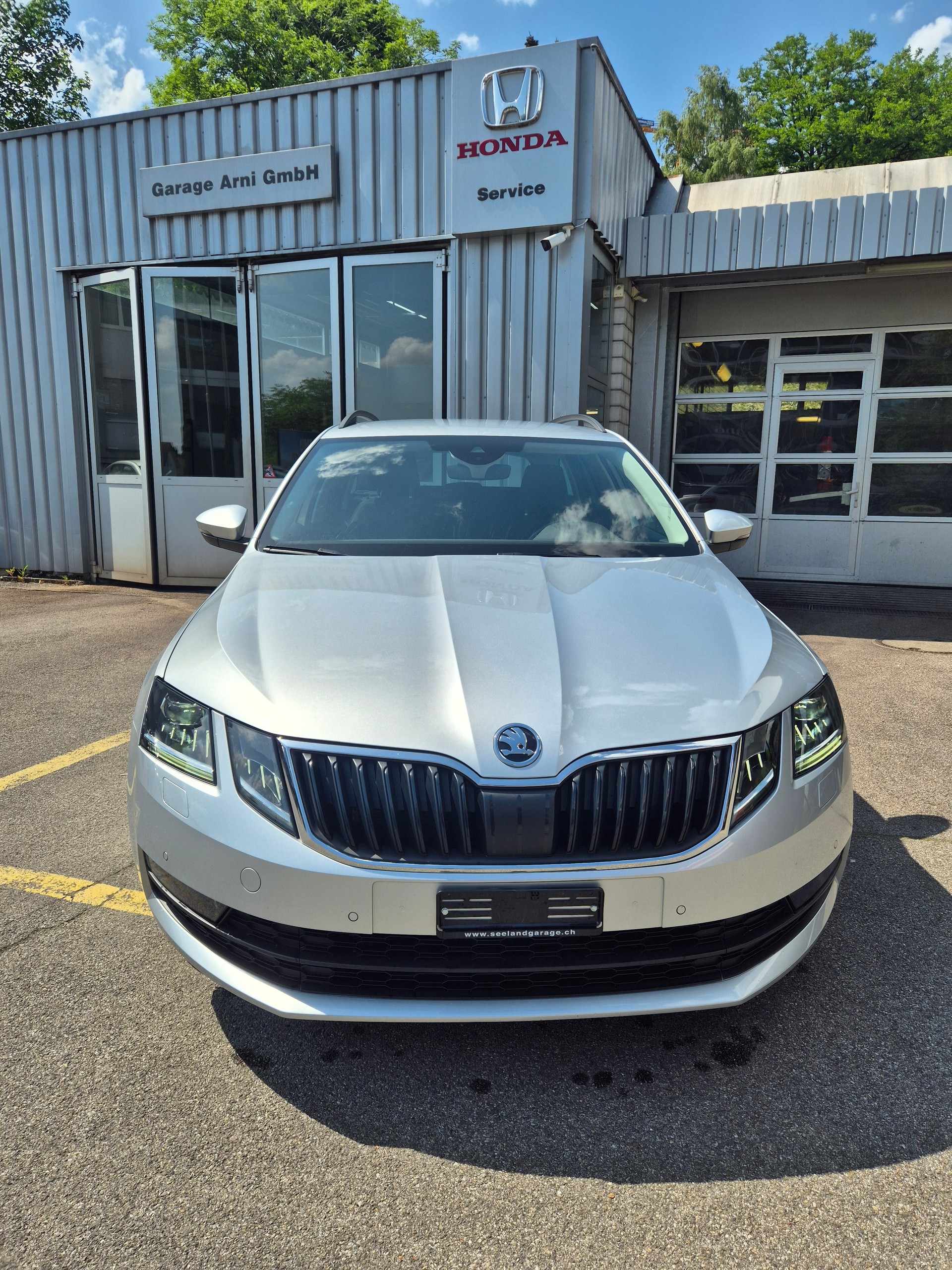 SKODA 2.0 TDI 184 Ambition 4x4 DSG-image-1