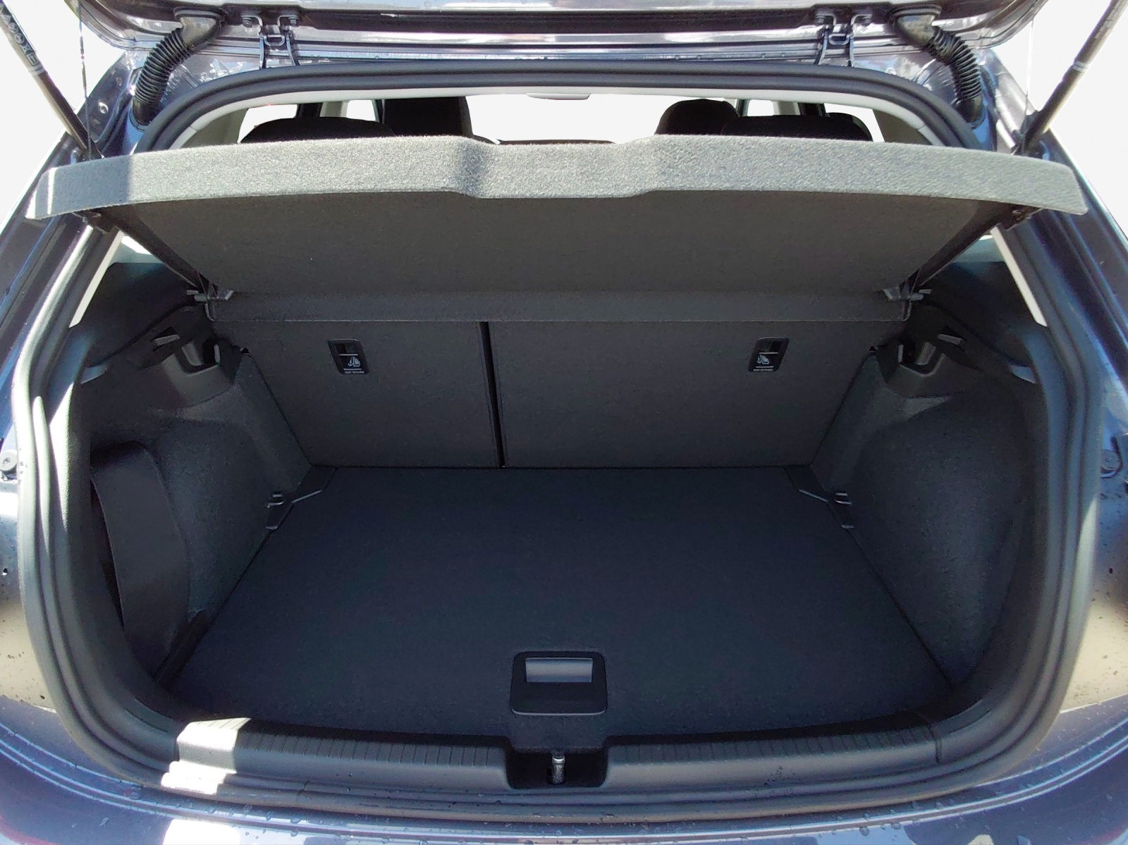 VW Polo 1.0 TSI Life DSG-image-11