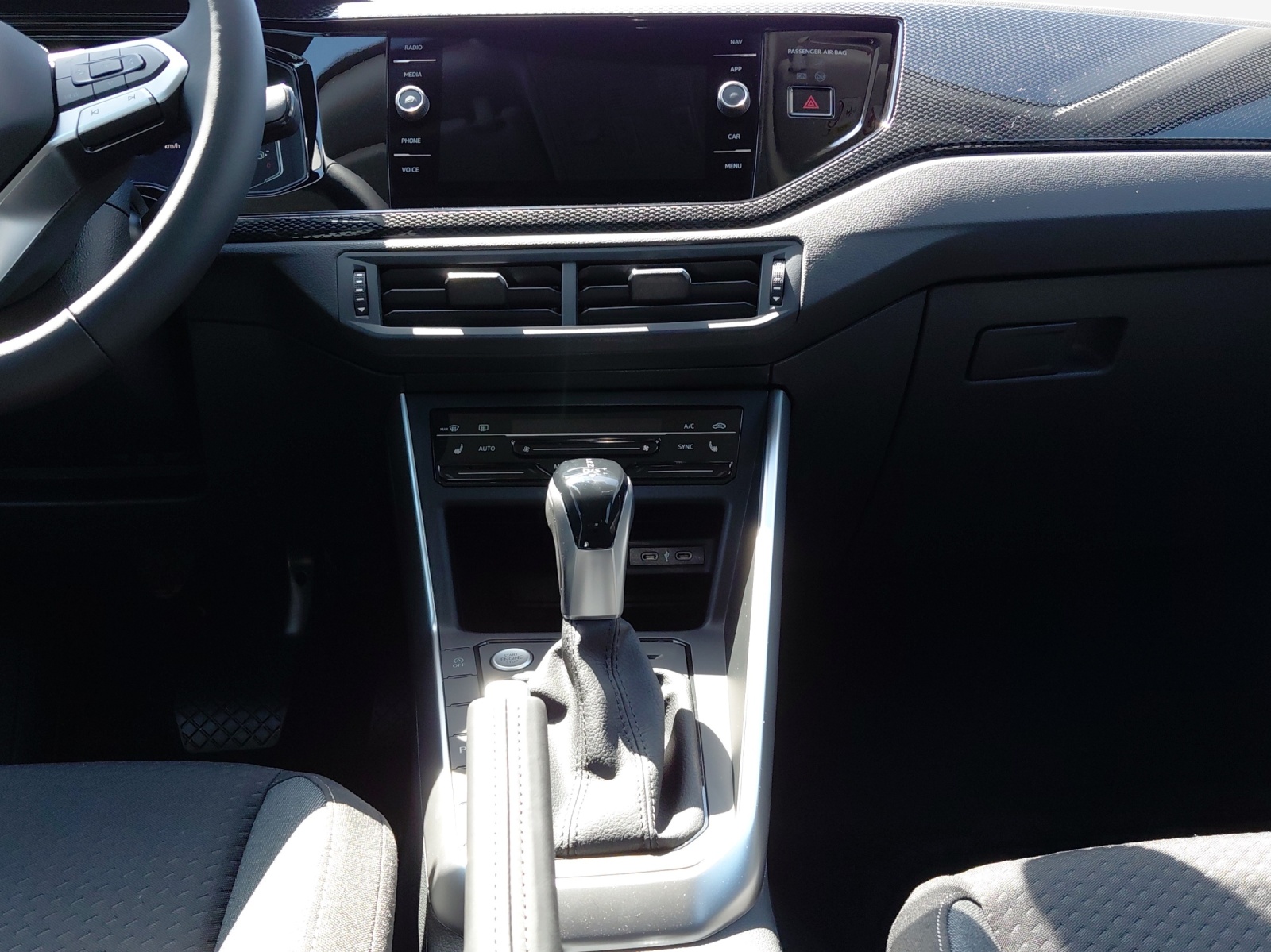 VW Polo 1.0 TSI Life DSG-image-9